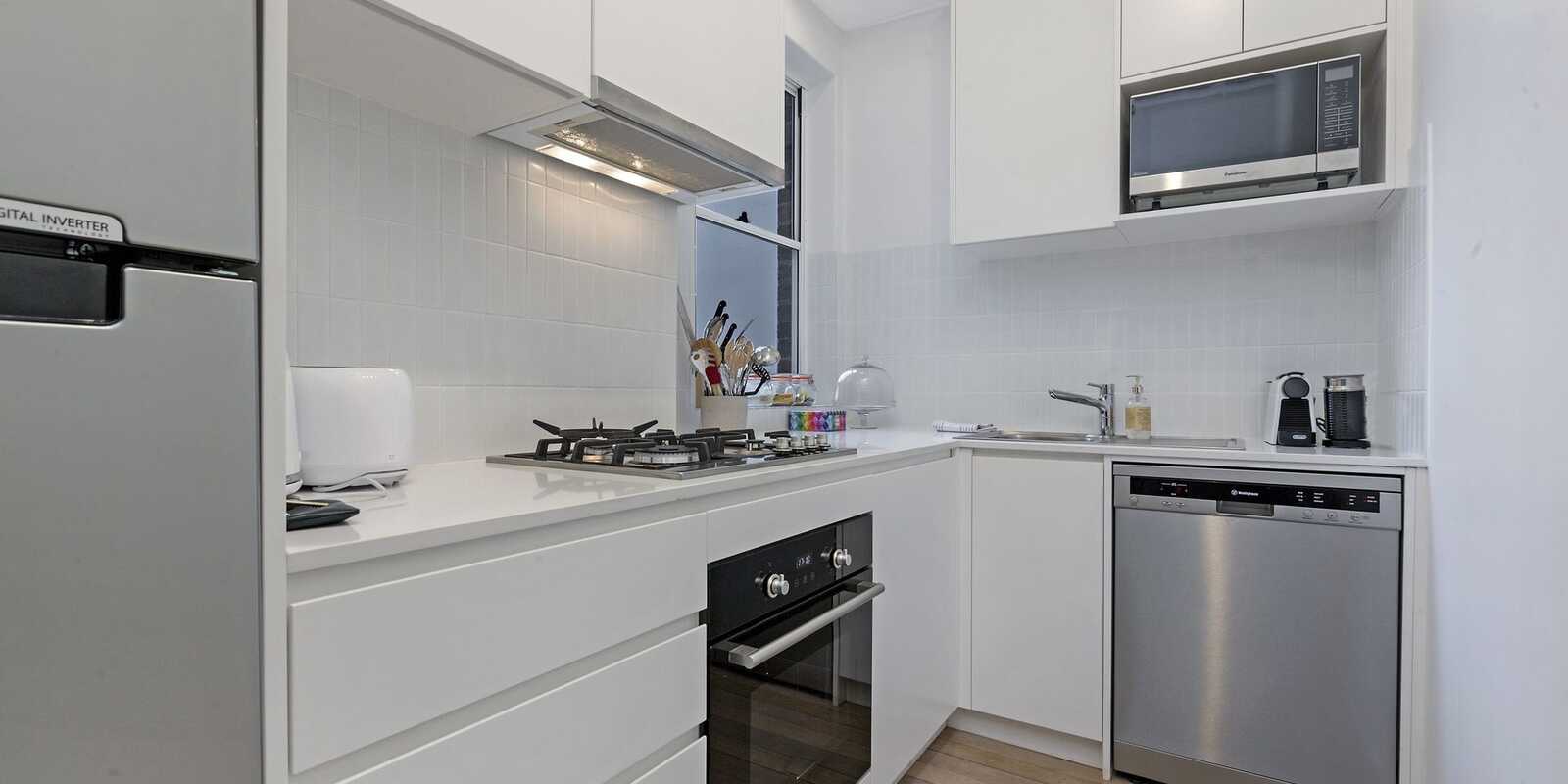 7/10C Challis Avenue Potts Point