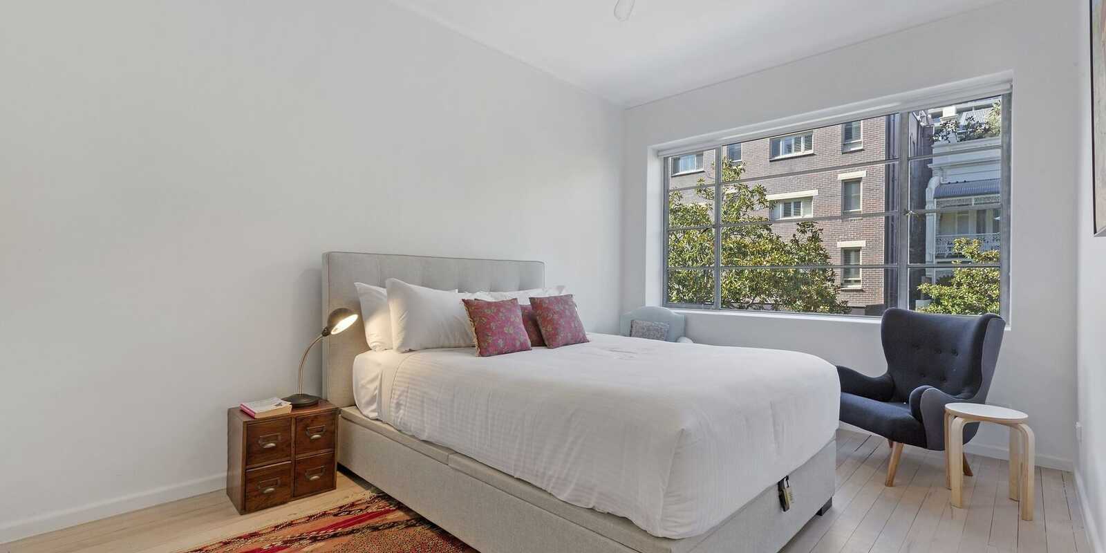 7/10C Challis Avenue Potts Point