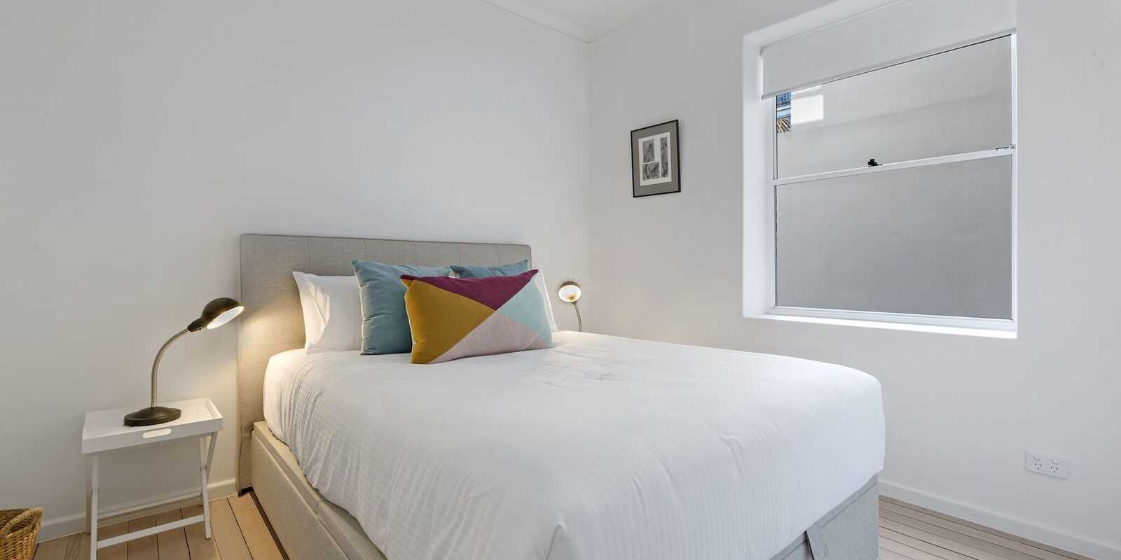 7/10C Challis Avenue Potts Point