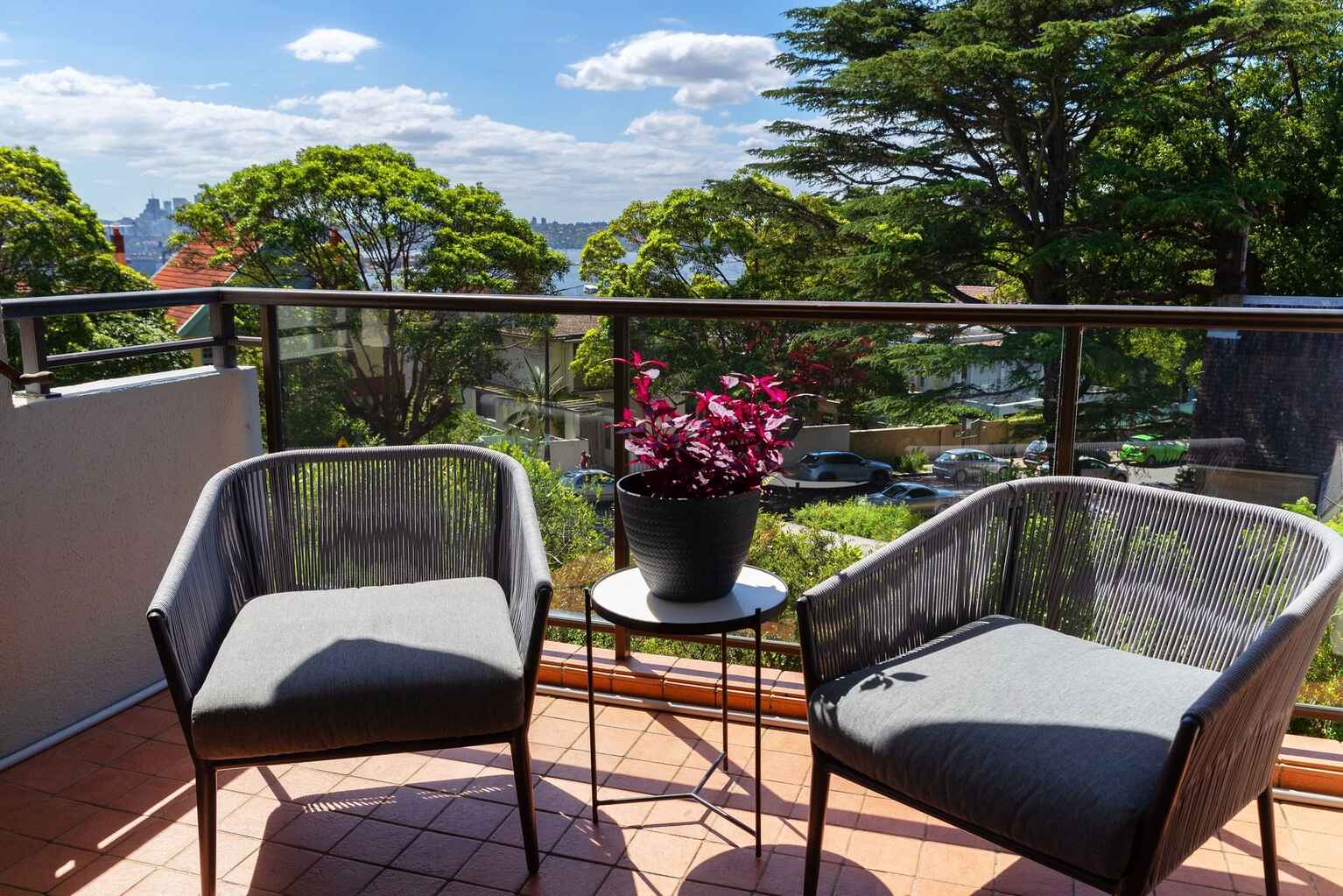 2/51 Darling Point Road Darling Point