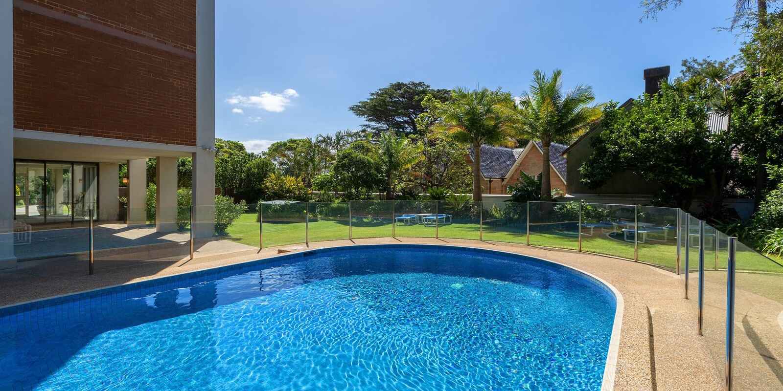 2/51 Darling Point Road Darling Point