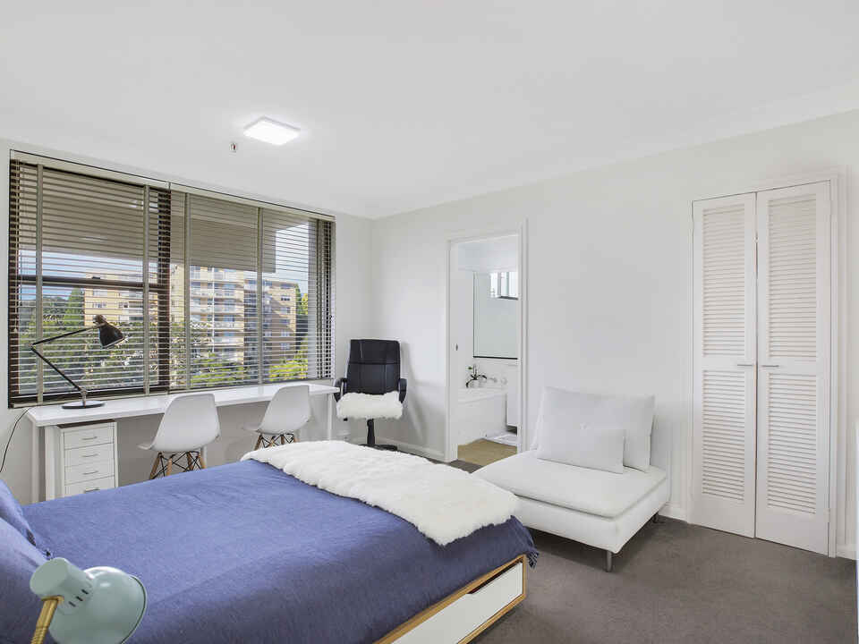 12/60 Darling Point Road Darling Point