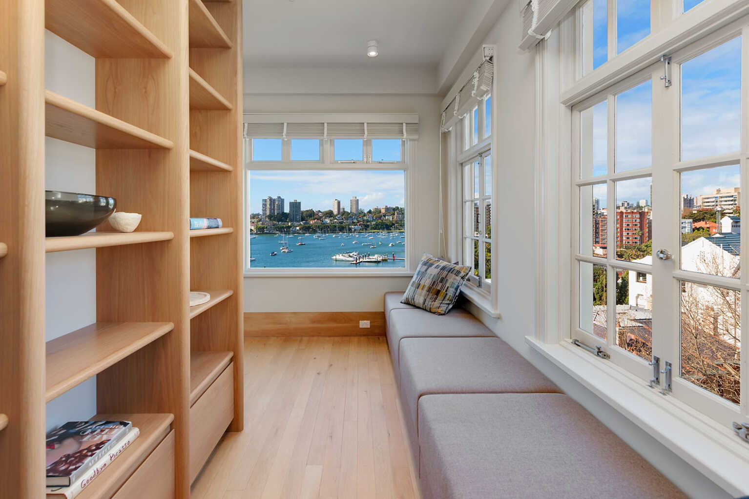 8/15 Billyard Avenue Elizabeth Bay