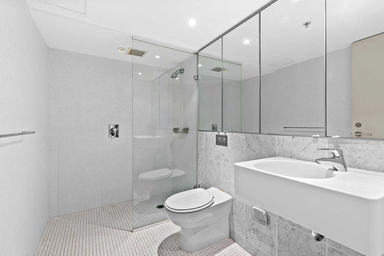 709/2a Elizabeth Bay Road Elizabeth Bay 709/2a Elizabeth Bay Road Elizabeth Bay