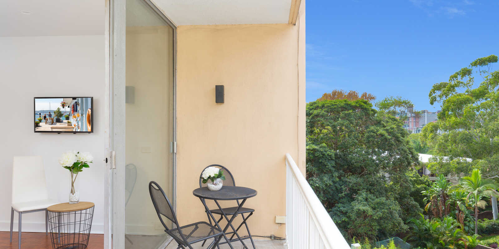 301/76 Roslyn Gardens Rushcutters Bay 301/76 Roslyn Gardens Rushcutters Bay