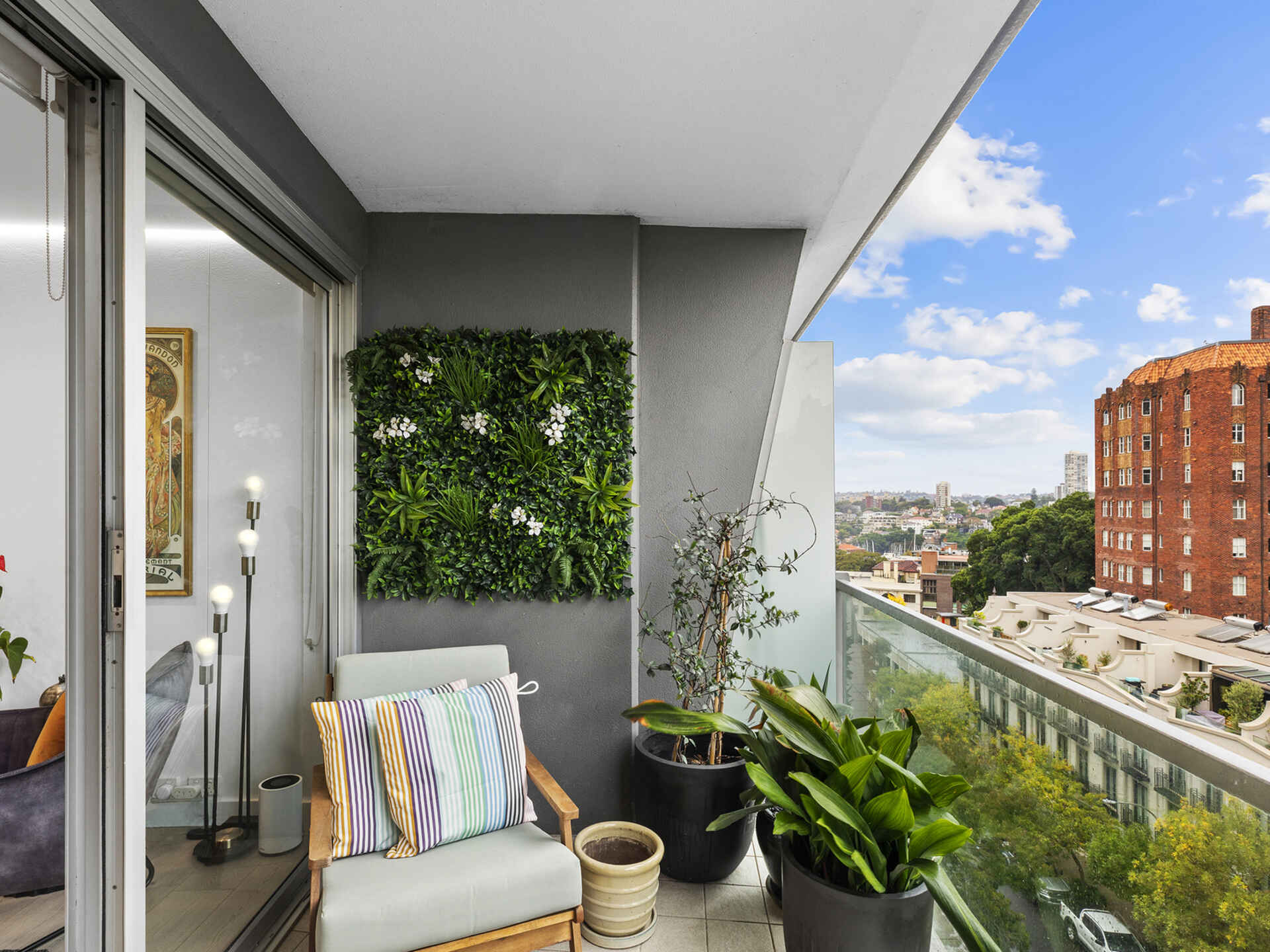 75/6 Greenknowe Avenue Elizabeth Bay