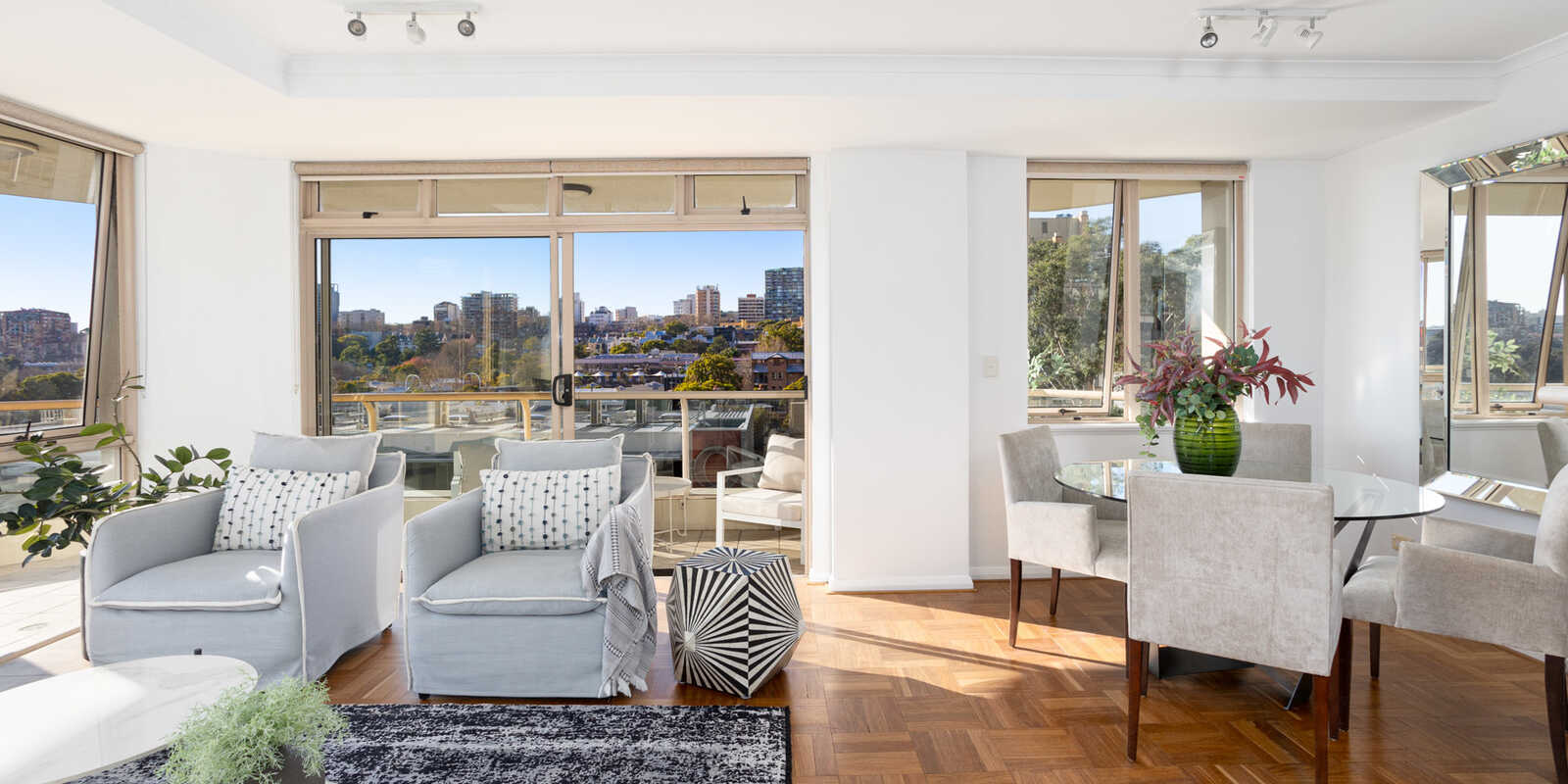 611/63 Crown Street Woolloomooloo 611/63 Crown Street Woolloomooloo