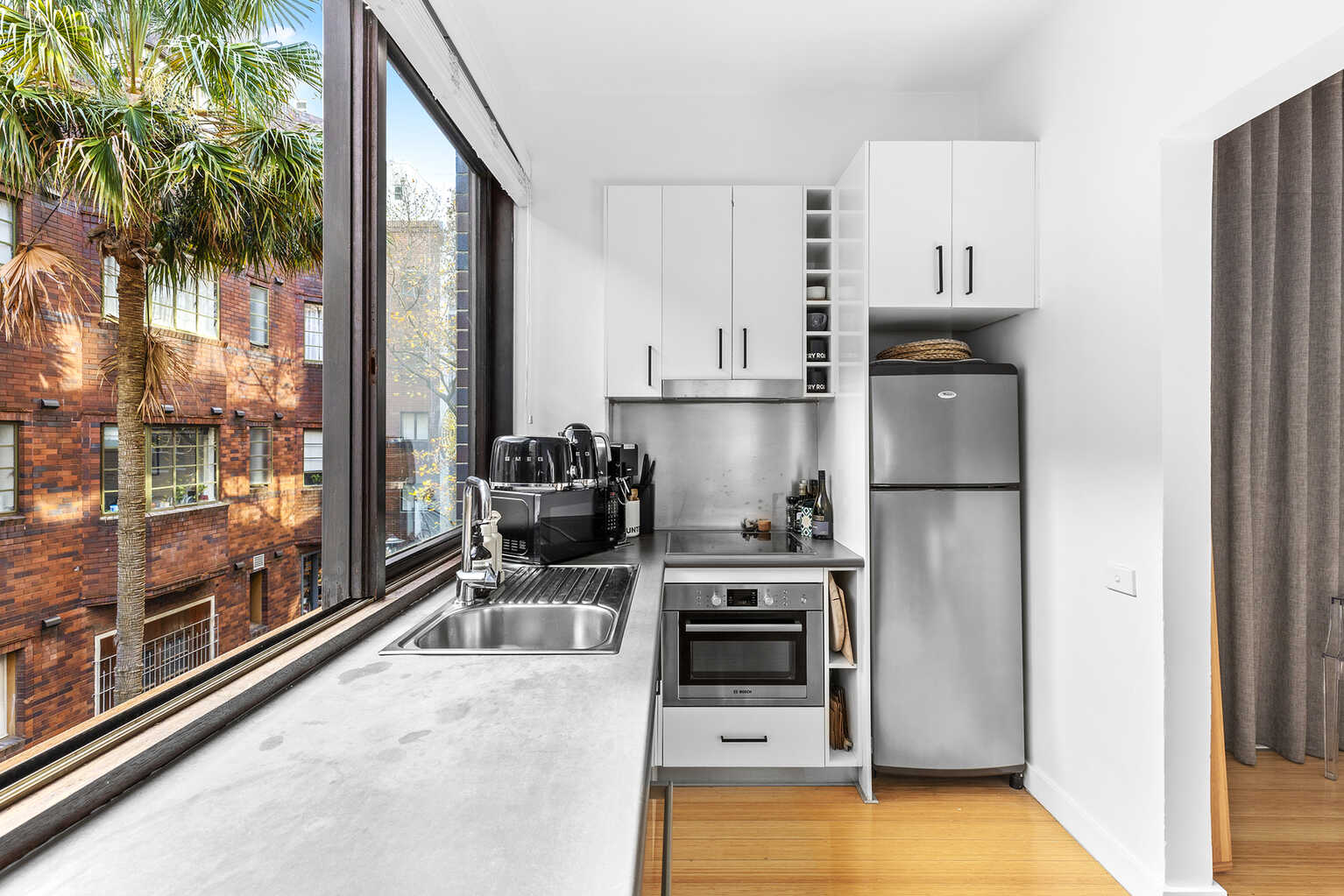 25/18 Springfield Avenue Potts Point