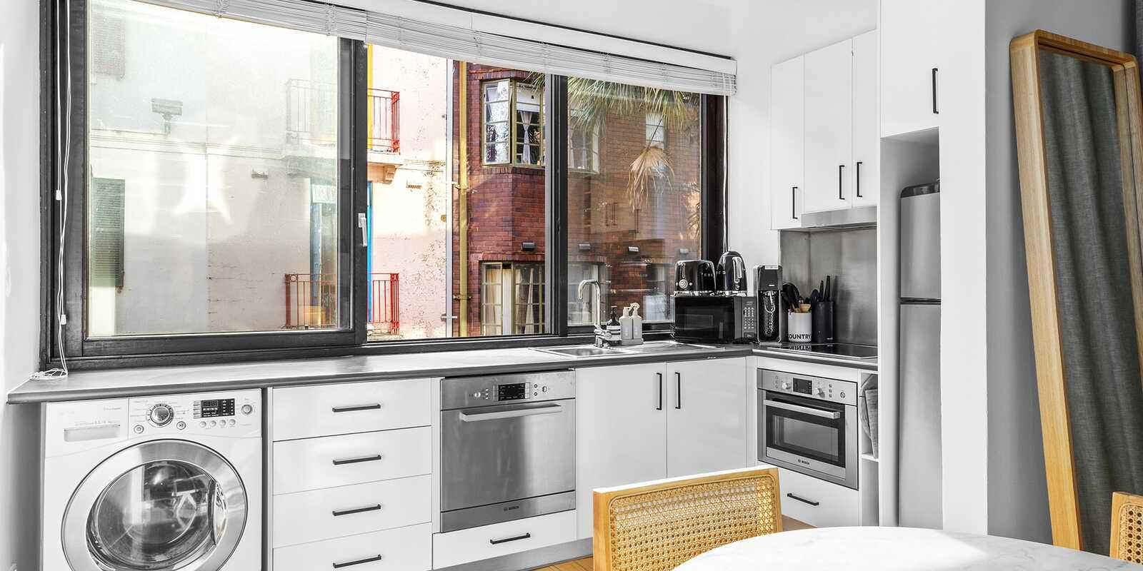 25/18 Springfield Avenue Potts Point
