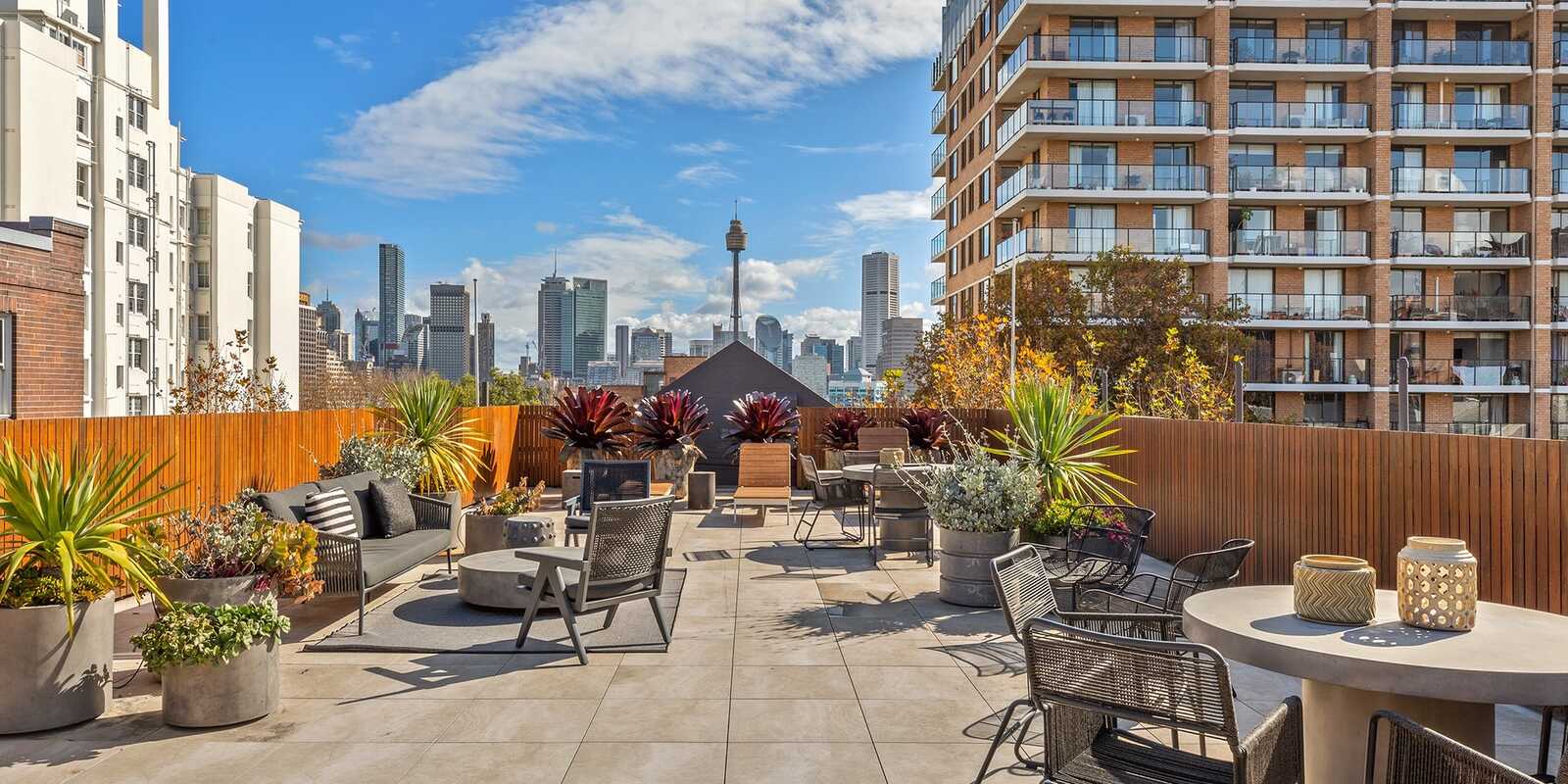 43/18 Springfield Avenue Potts Point