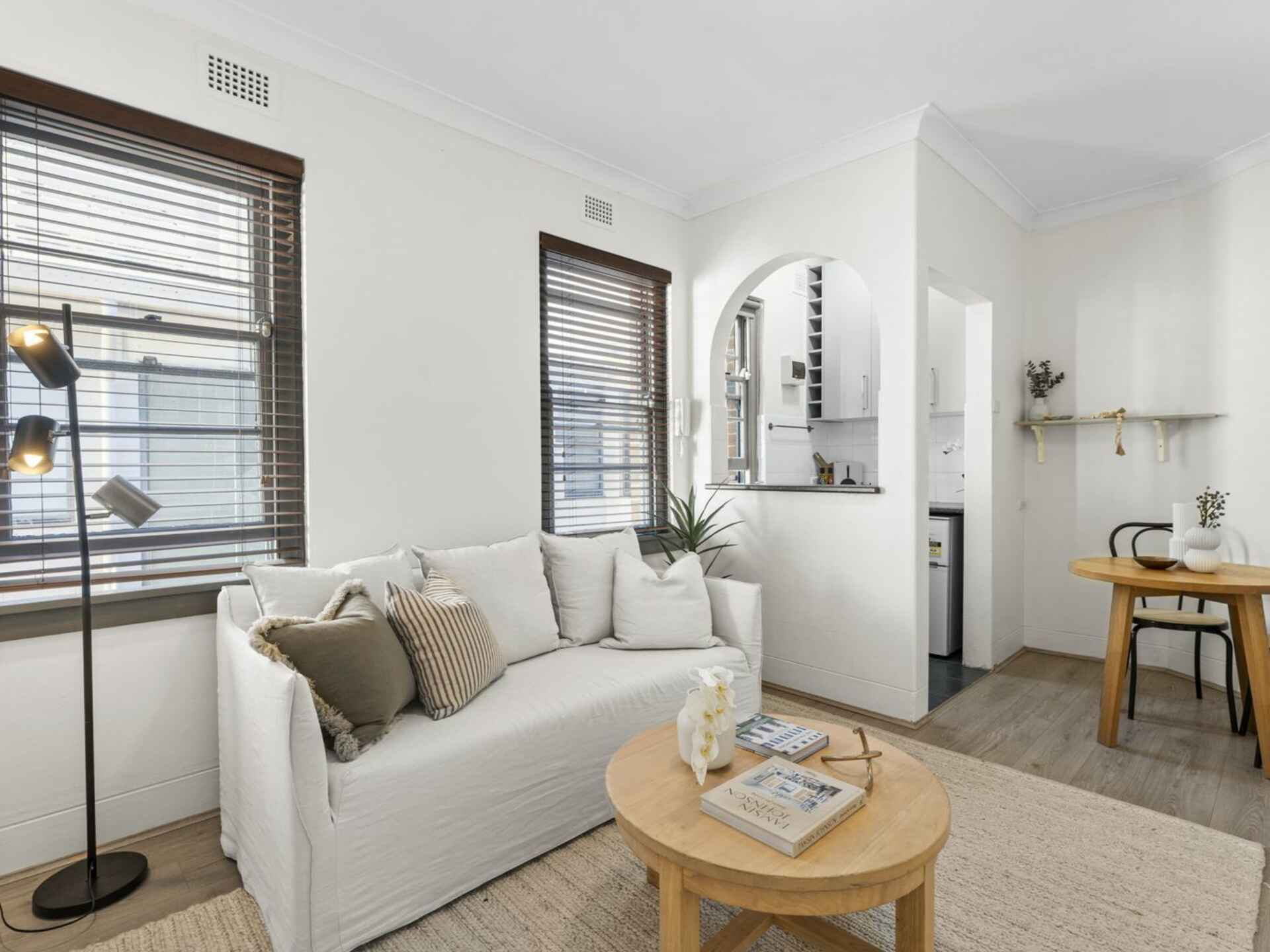 13/103 Cathedral Street Woolloomooloo