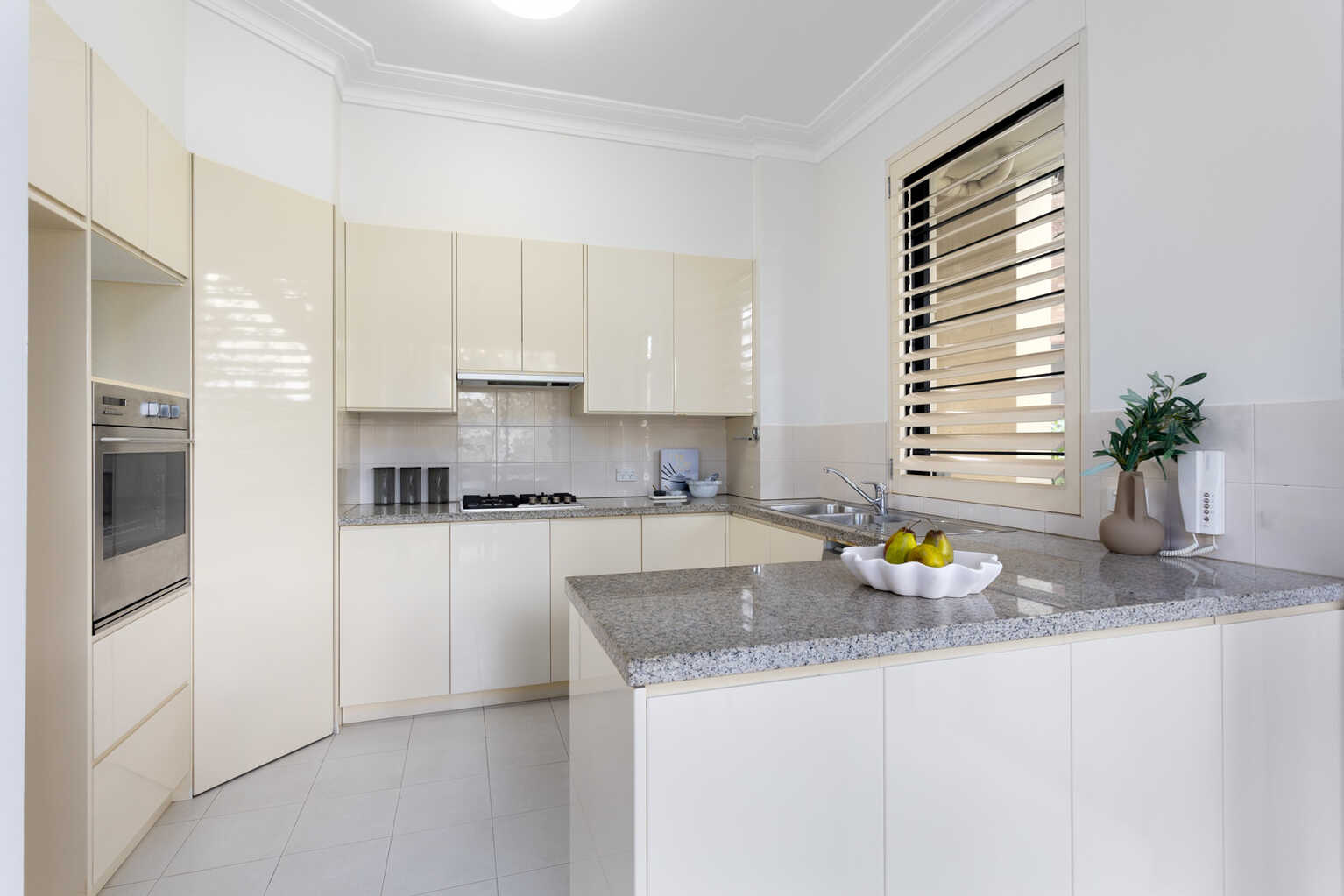 1/2 Holdsworth Avenue Elizabeth Bay