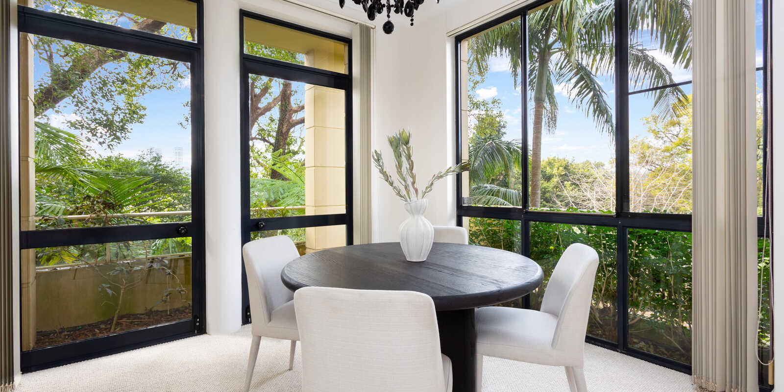 1/2 Holdsworth Avenue Elizabeth Bay