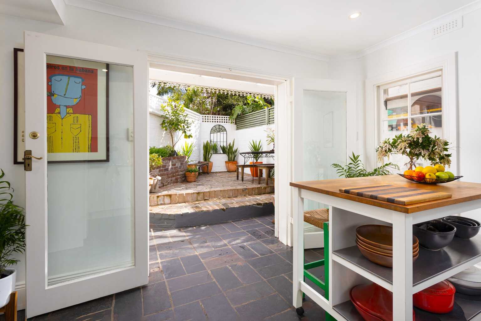 1a Barcom Avenue Darlinghurst