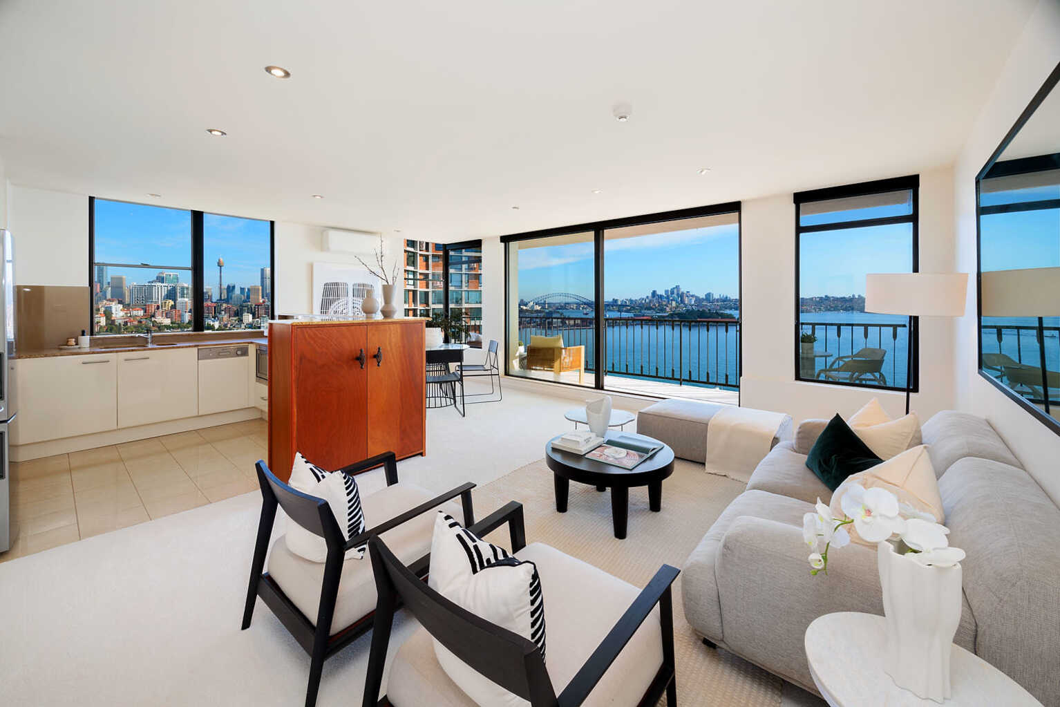 10B/13 Thornton Street Darling Point
