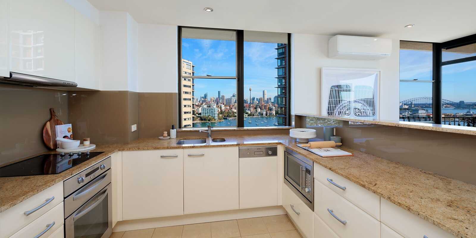 10B/13 Thornton Street Darling Point
