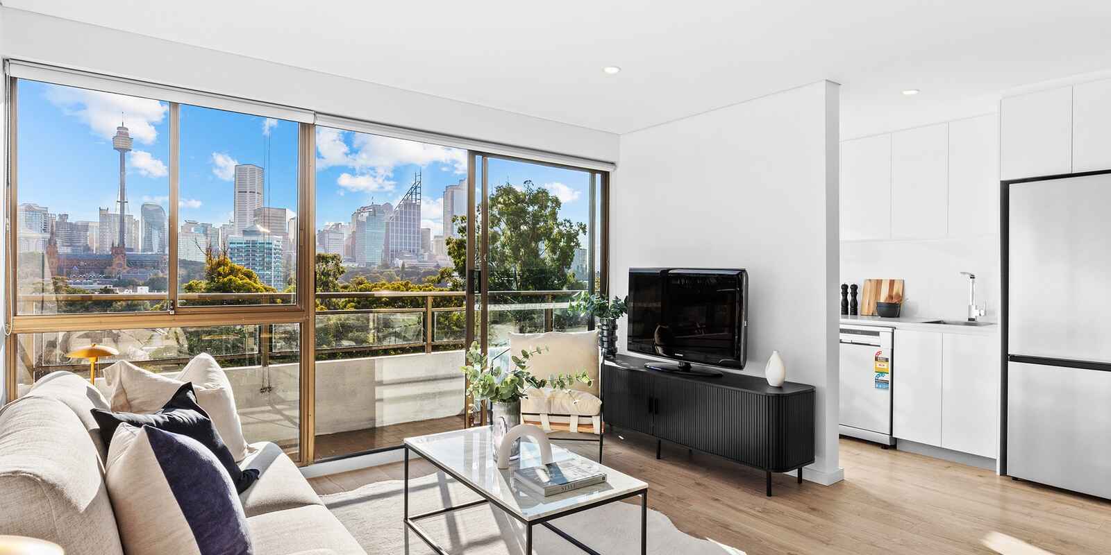 102/145 Victoria Street Potts Point 102/145 Victoria Street Potts Point