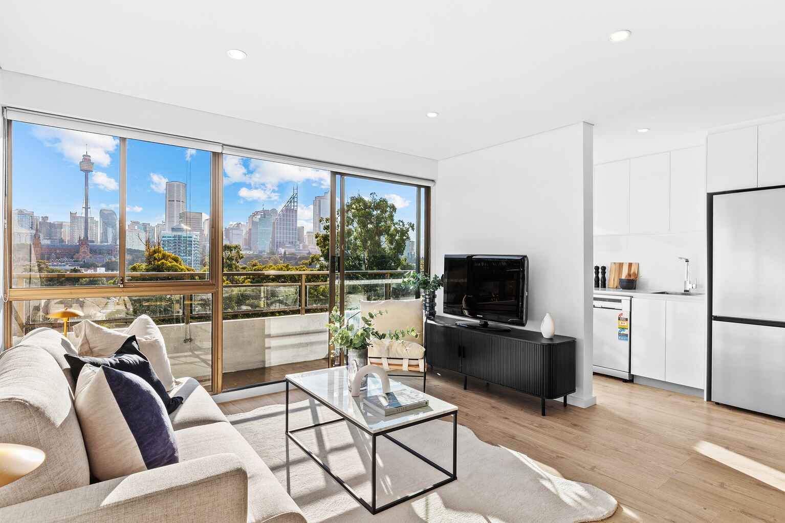 102/145 Victoria Street Potts Point 102/145 Victoria Street Potts Point