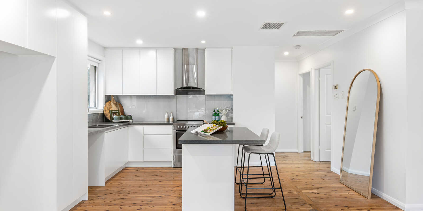68A  Stephen Road Botany