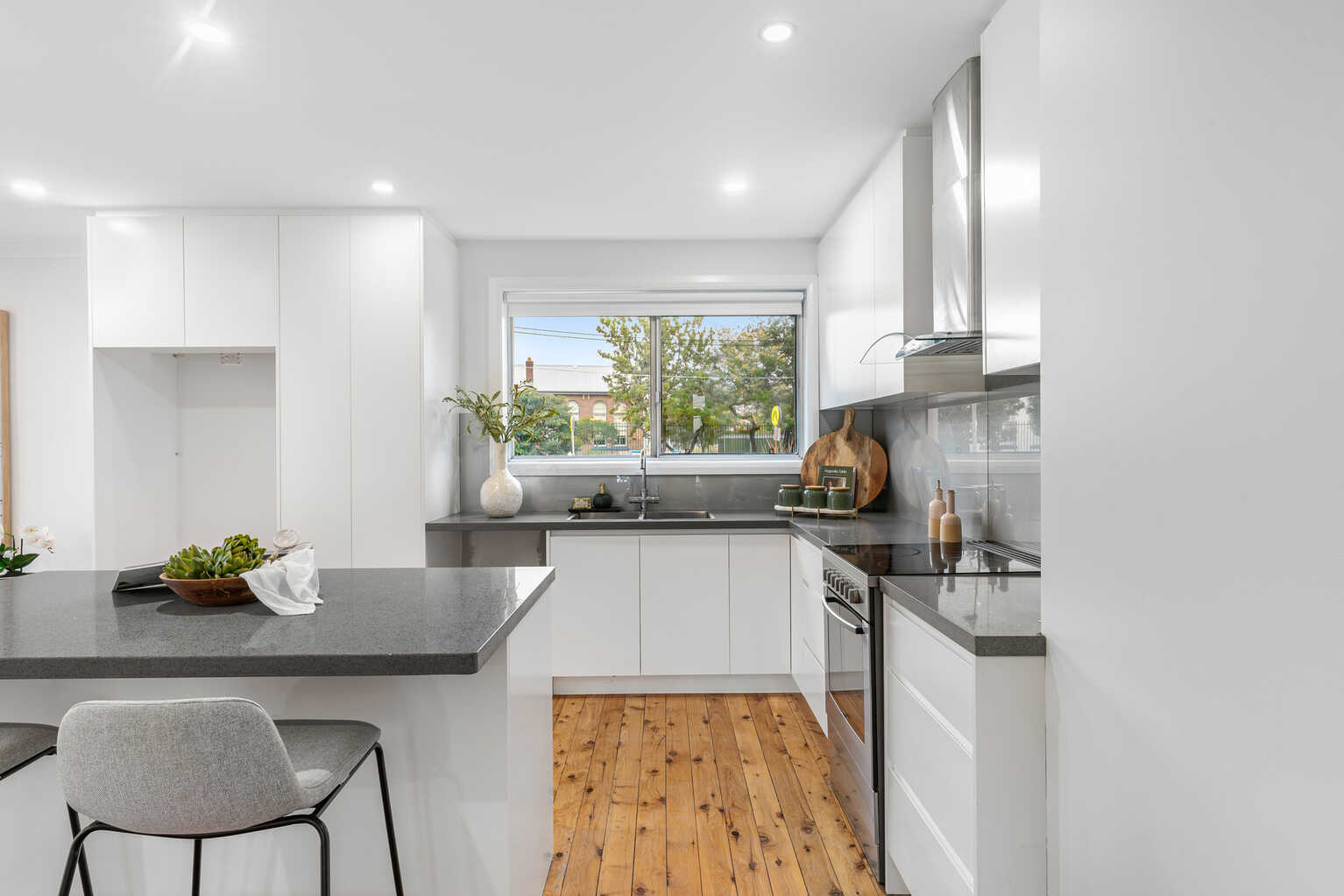 68A  Stephen Road Botany