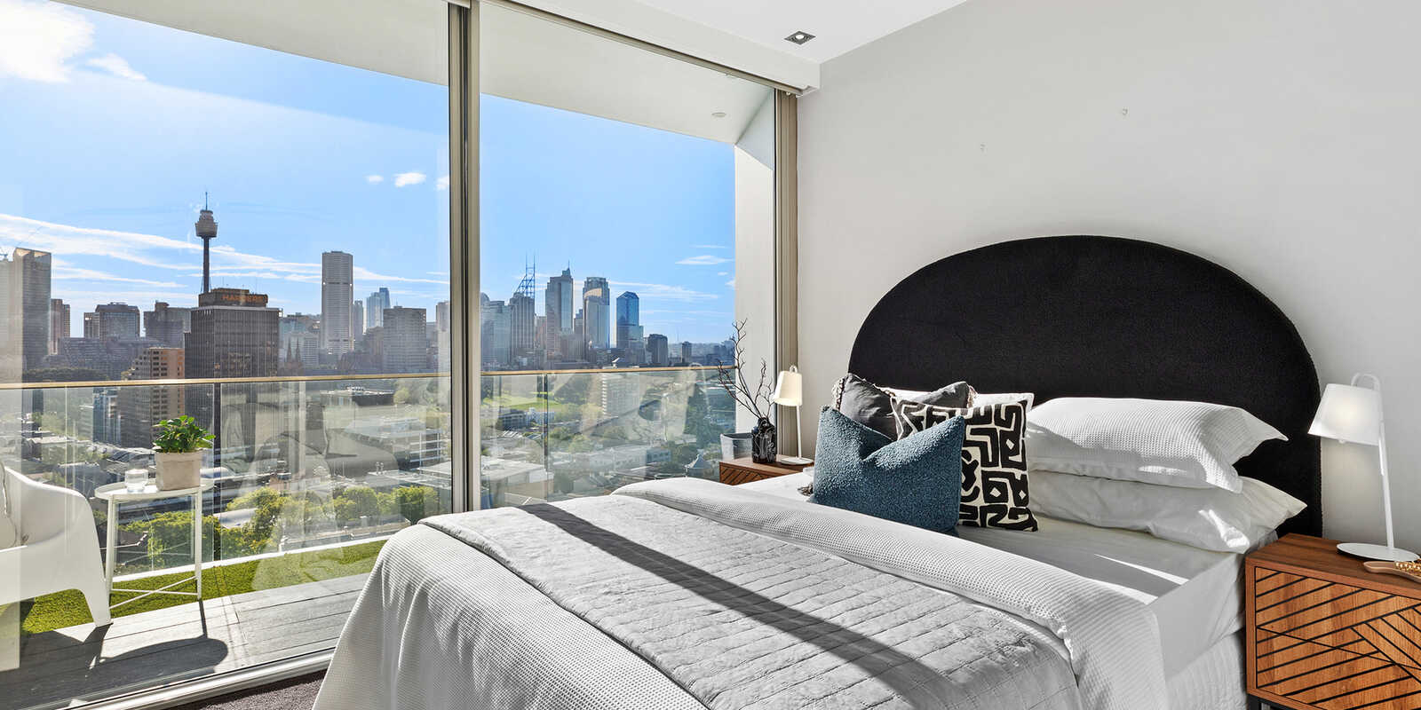 1211/227 Victoria Street Darlinghurst