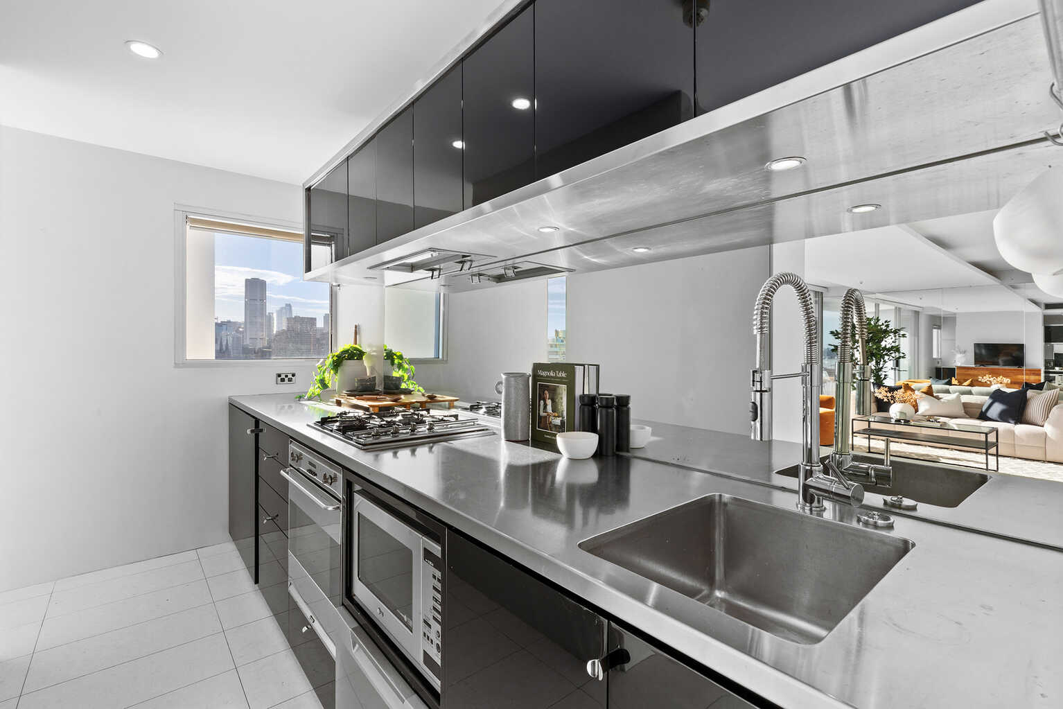 1211/227 Victoria Street Darlinghurst