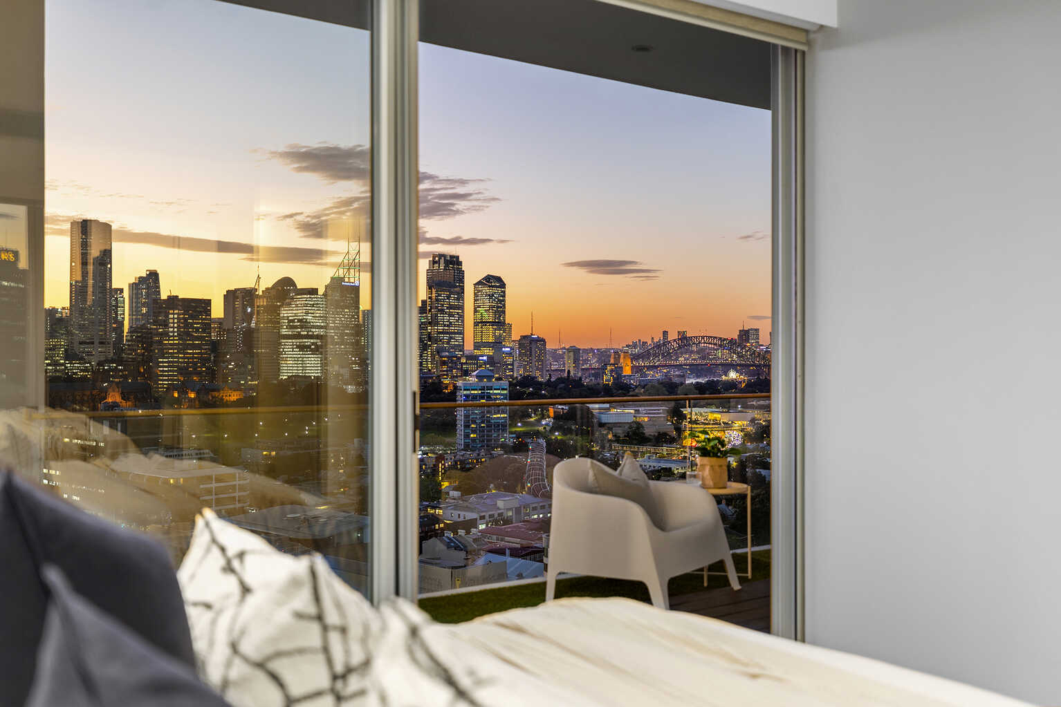 1211/227 Victoria Street Darlinghurst