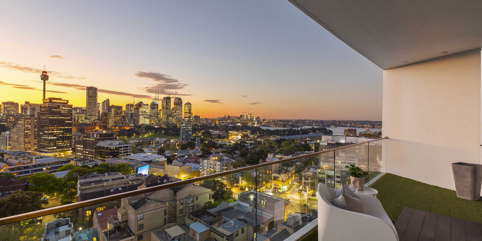 1211/227 Victoria Street Darlinghurst