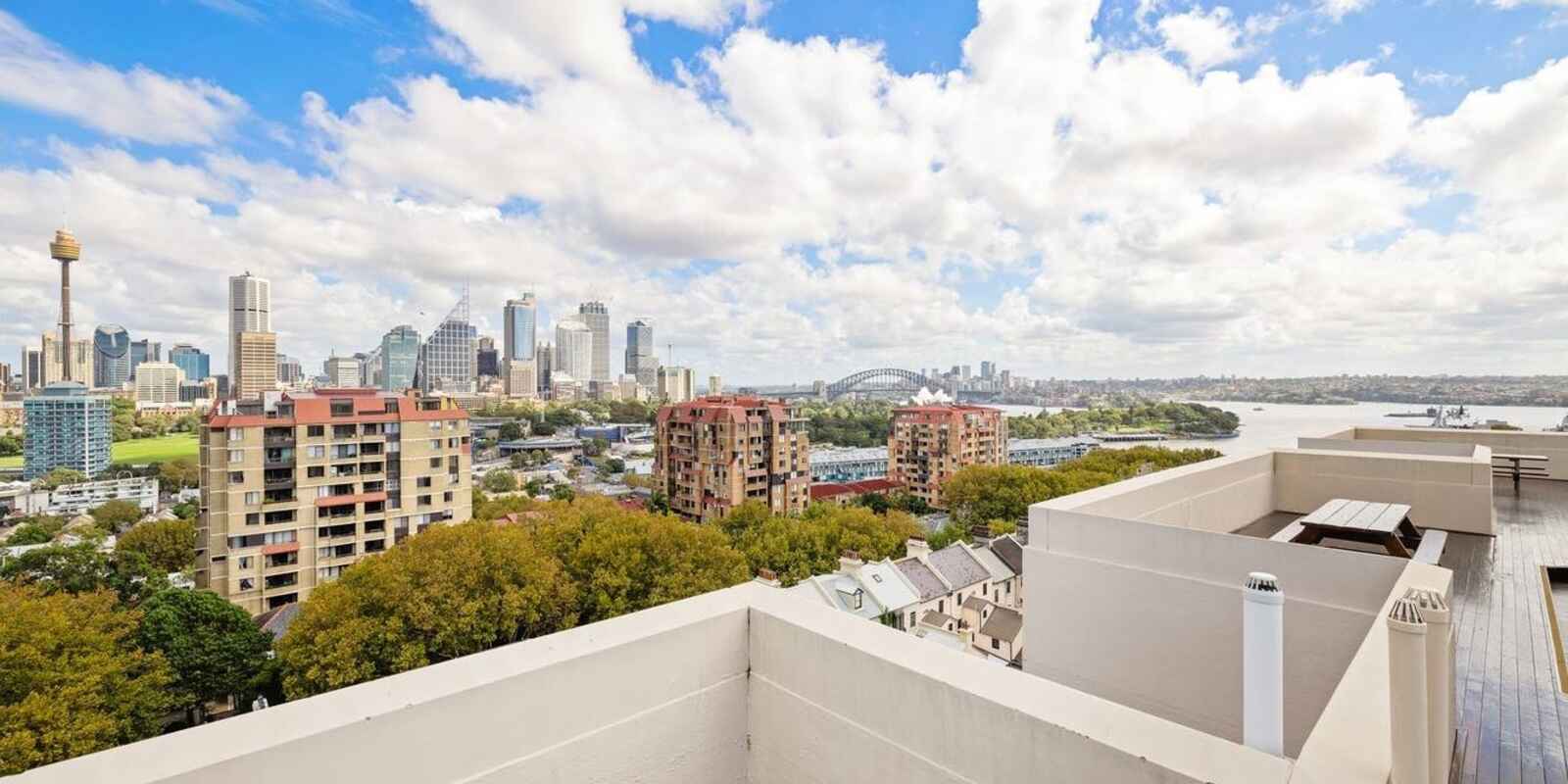 125/19 Tusculum Street Potts Point
