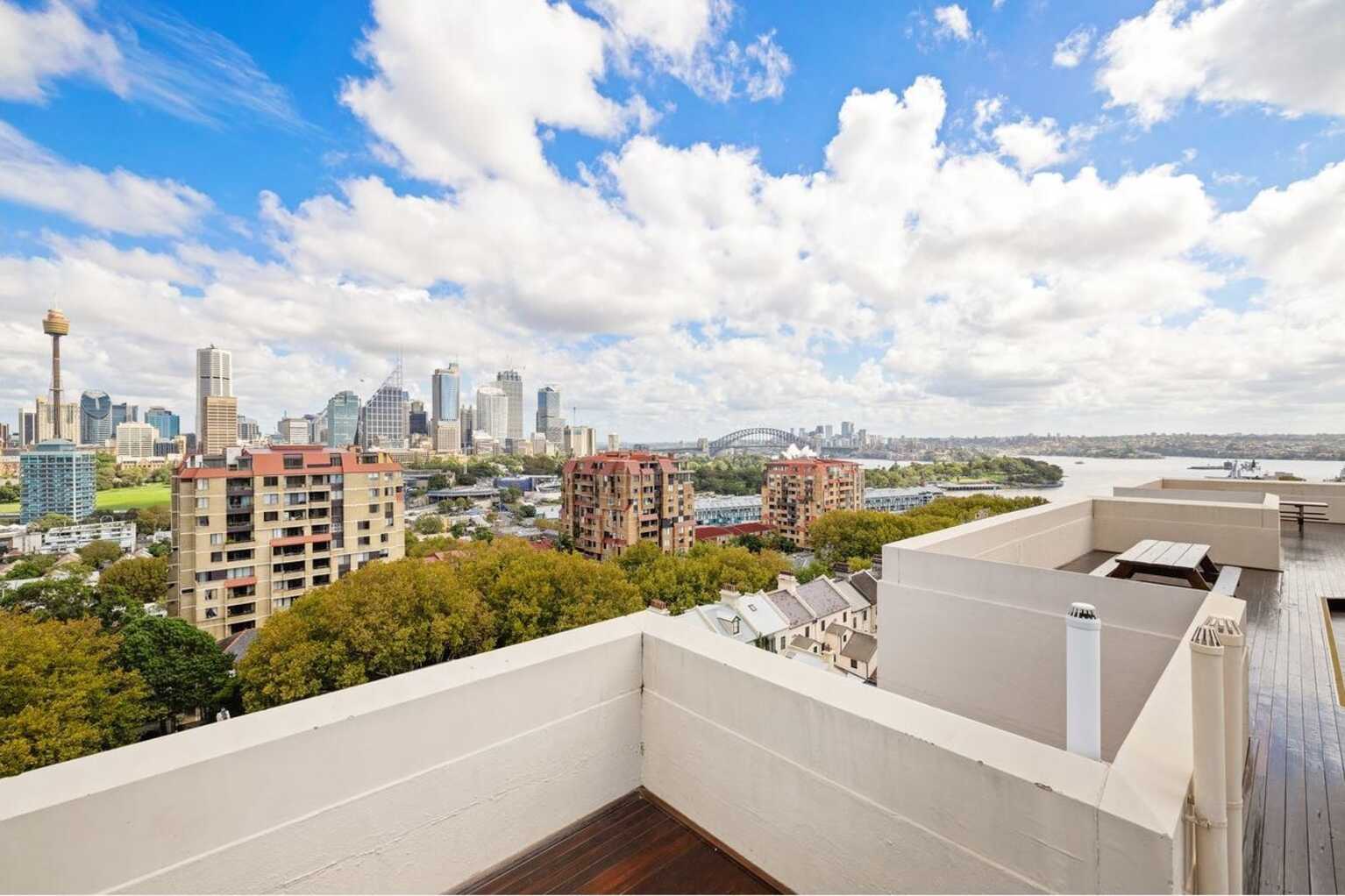 125/19 Tusculum Street Potts Point