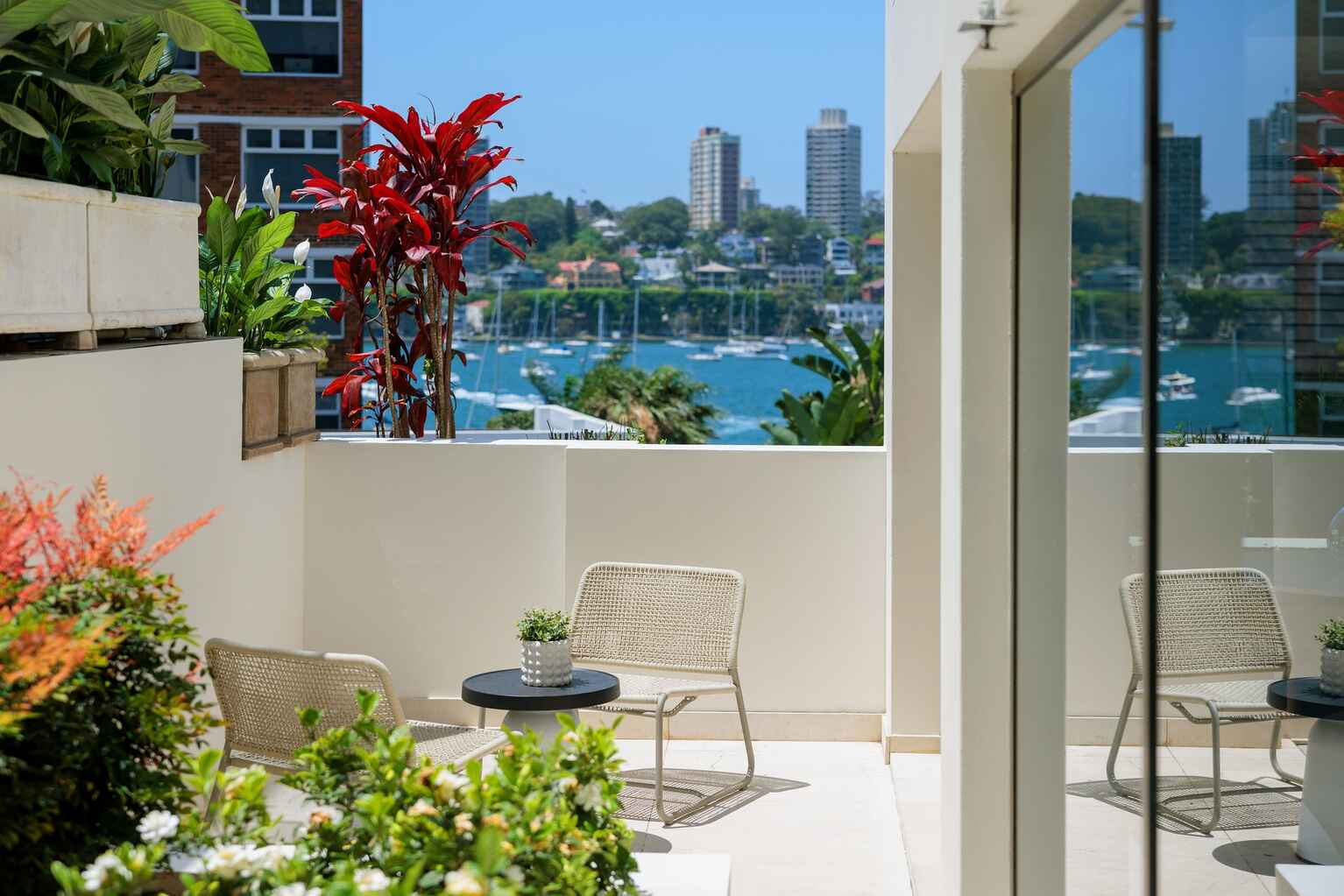 1&2/11a  Billyard Avenue Elizabeth Bay