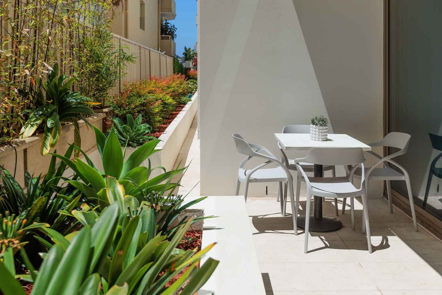 1&2/11a  Billyard Avenue Elizabeth Bay