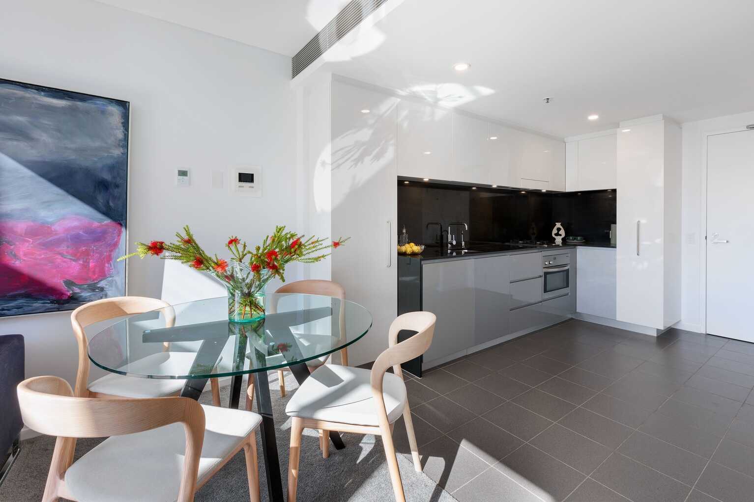 516/81 Macleay Street Potts Point 516/81 Macleay Street Potts Point