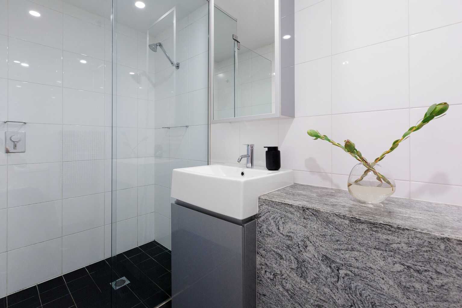 516/81 Macleay Street Potts Point 516/81 Macleay Street Potts Point