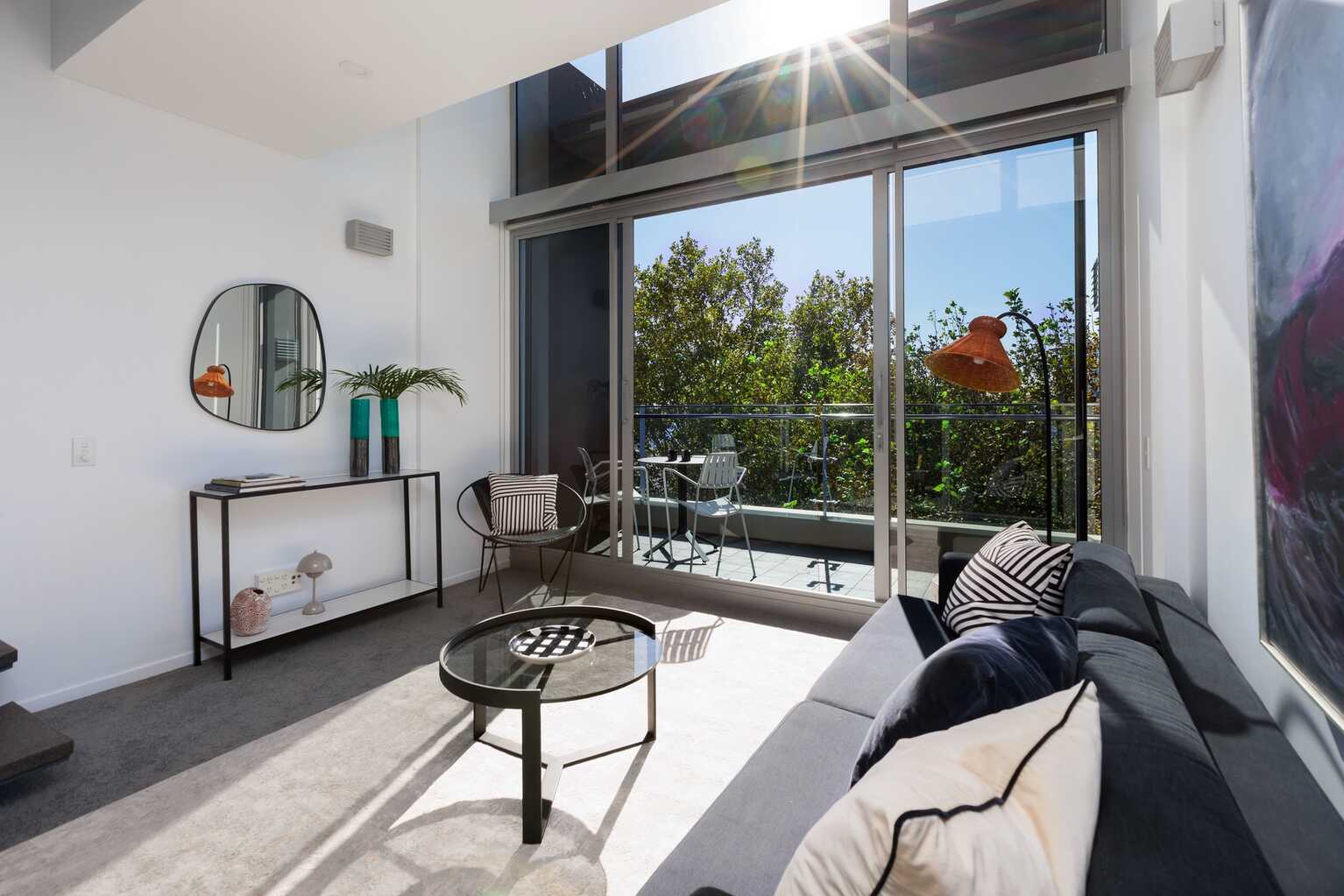 516/81 Macleay Street Potts Point 516/81 Macleay Street Potts Point