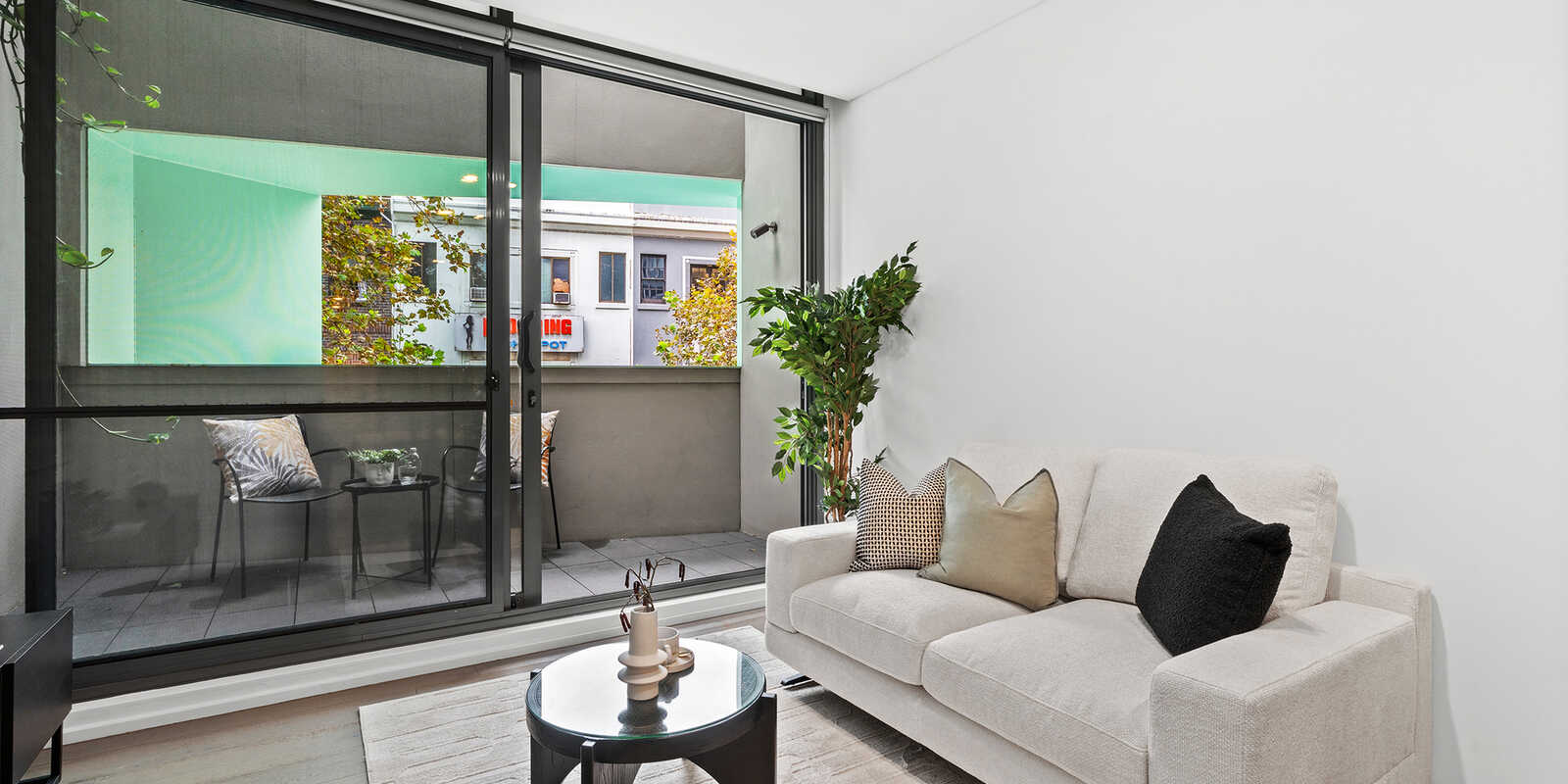 208/226 Victoria Street Potts Point 208/226 Victoria Street Potts Point