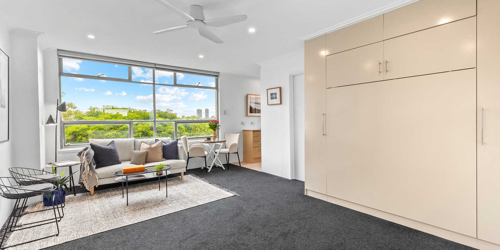 18/10 Barncleuth Square Elizabeth Bay