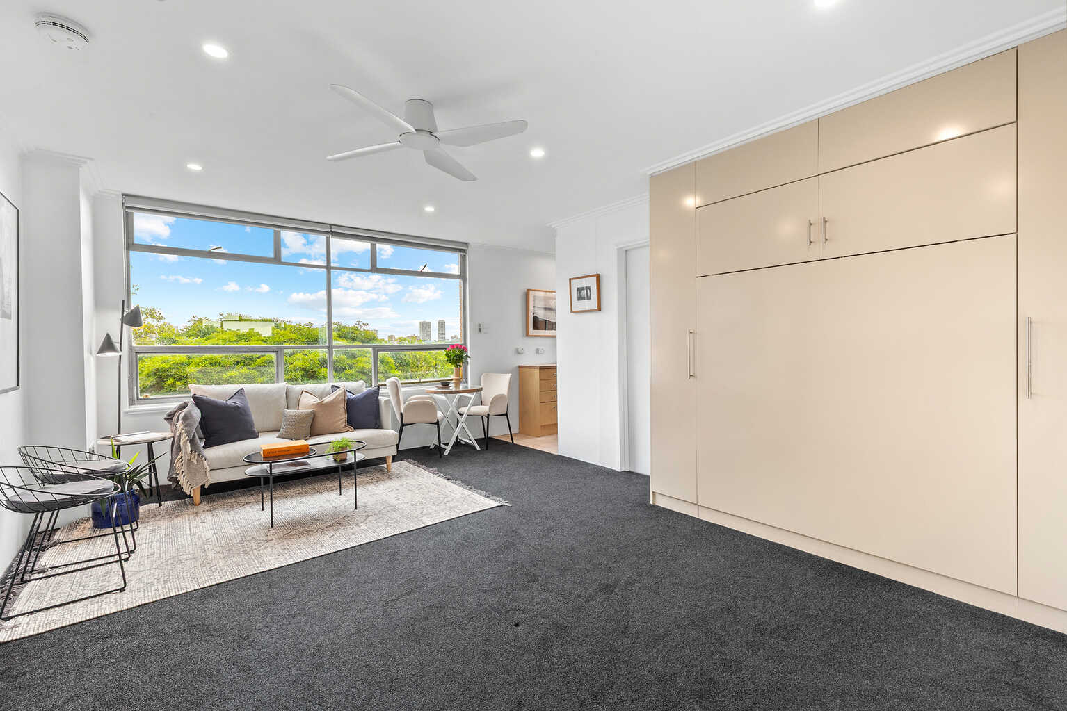 18/10 Barncleuth Square Elizabeth Bay