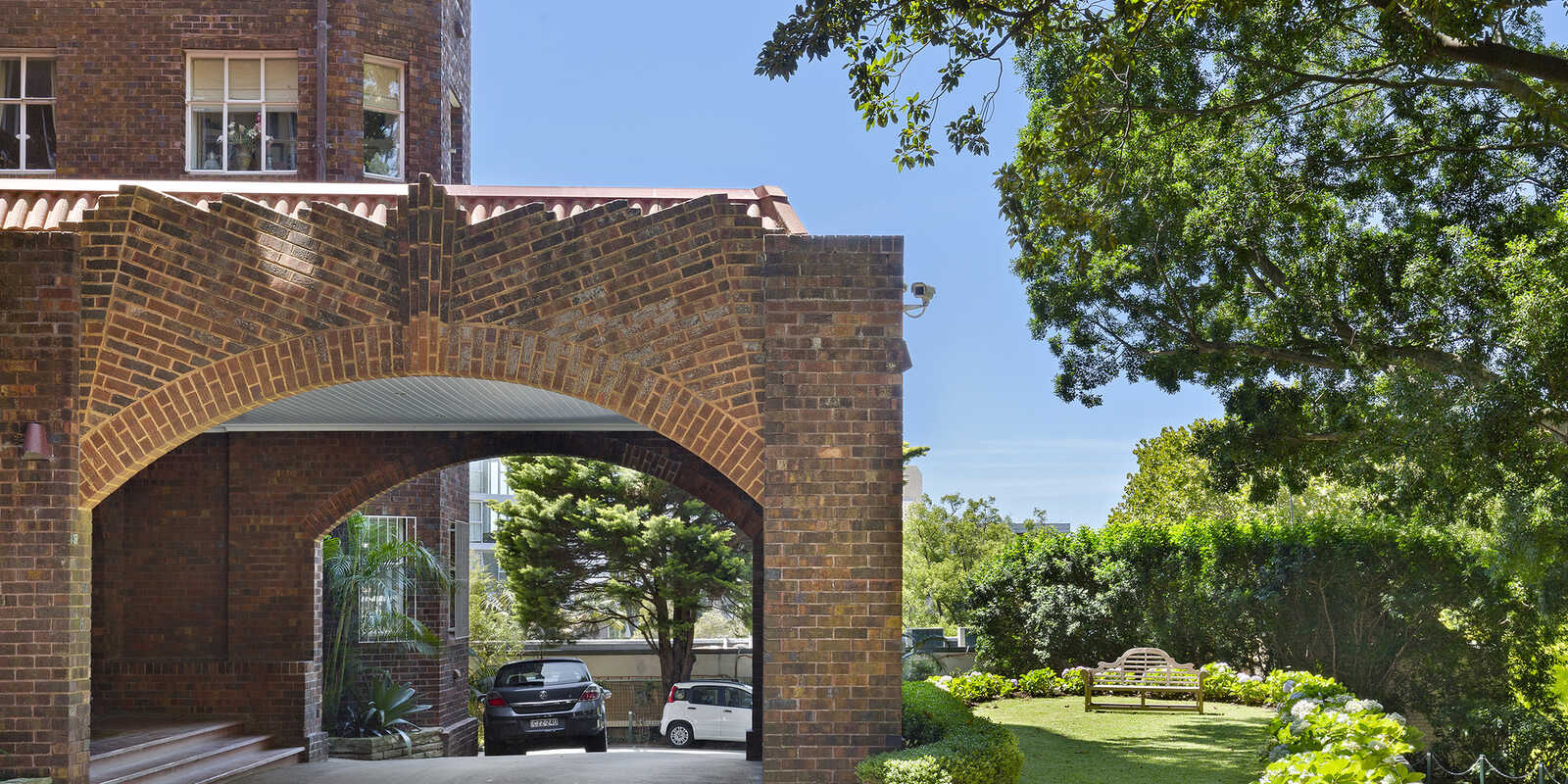 14/8 Birtley Place Elizabeth Bay