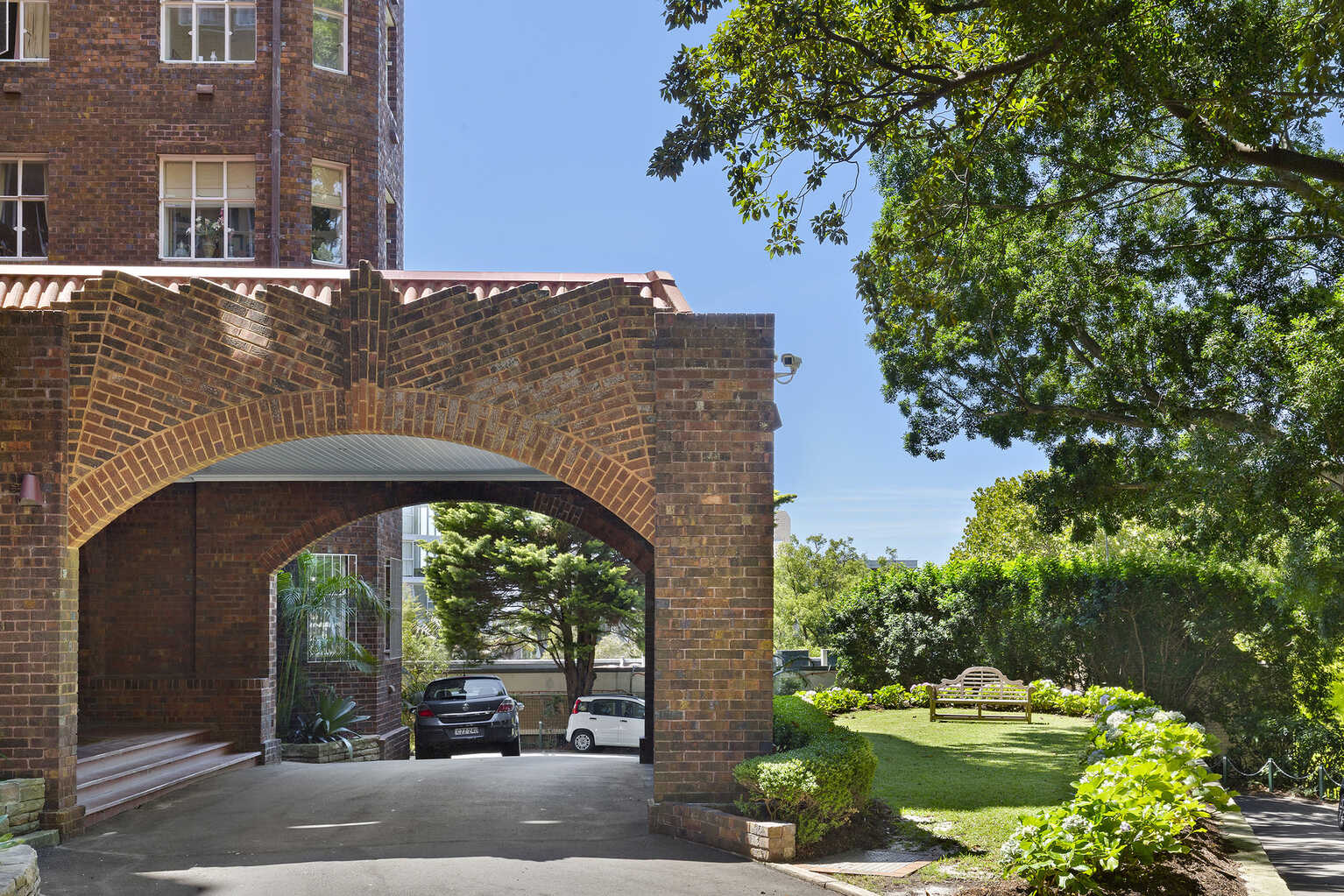 14/8 Birtley Place Elizabeth Bay