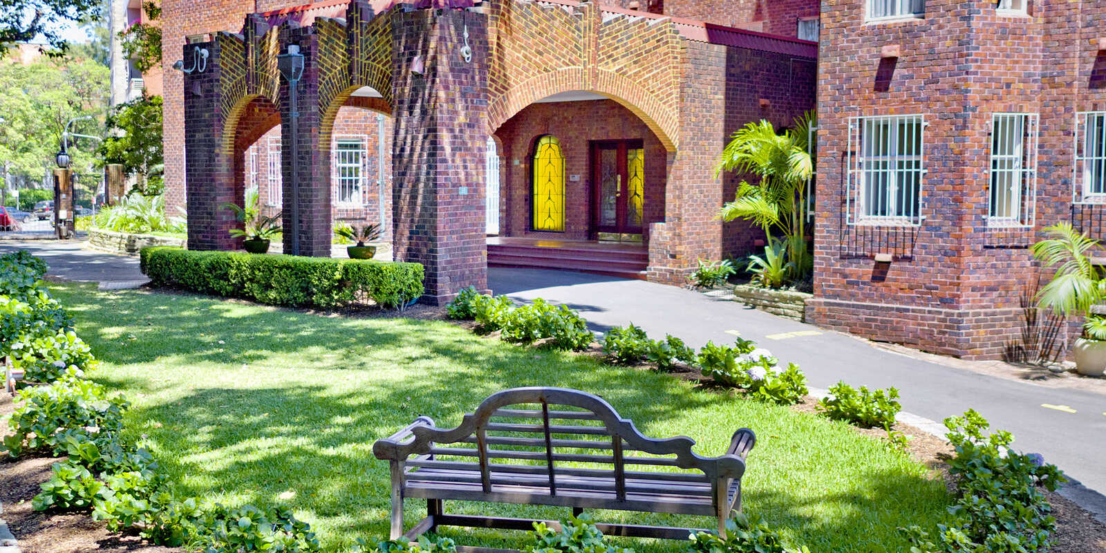14/8 Birtley Place Elizabeth Bay