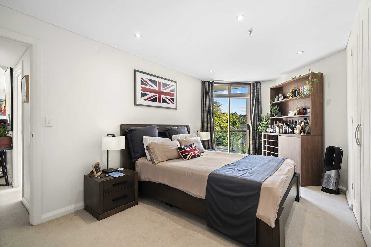 210/63 Crown Street Woolloomooloo 210/63 Crown Street Woolloomooloo