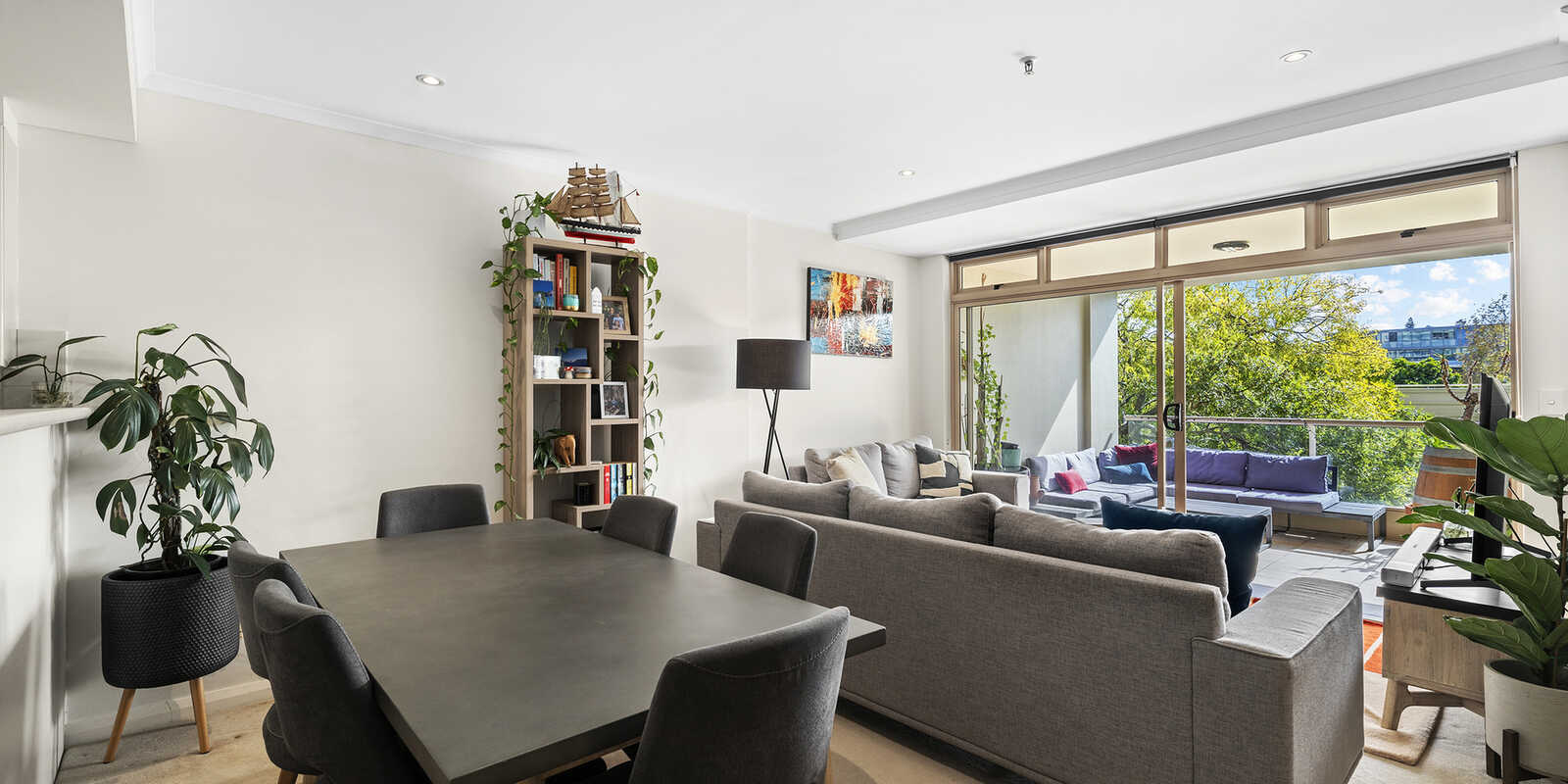 210/63 Crown Street Woolloomooloo 210/63 Crown Street Woolloomooloo
