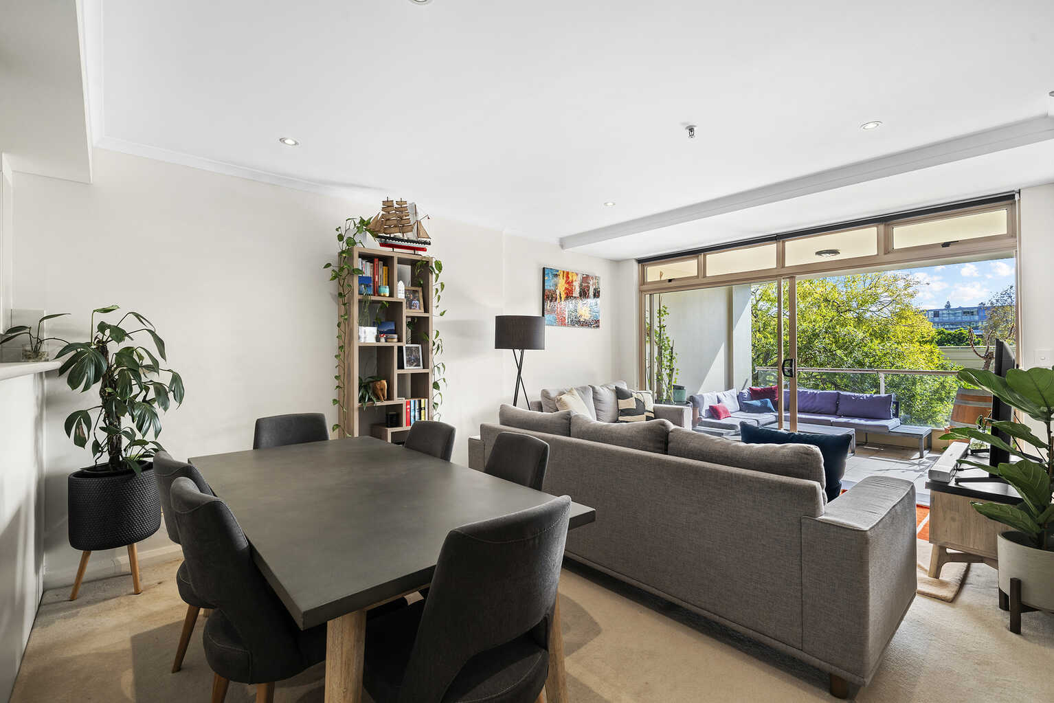 210/63 Crown Street Woolloomooloo 210/63 Crown Street Woolloomooloo