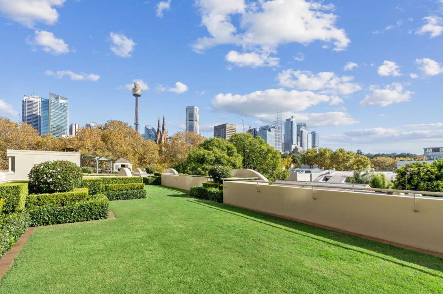 210/63 Crown Street Woolloomooloo 210/63 Crown Street Woolloomooloo