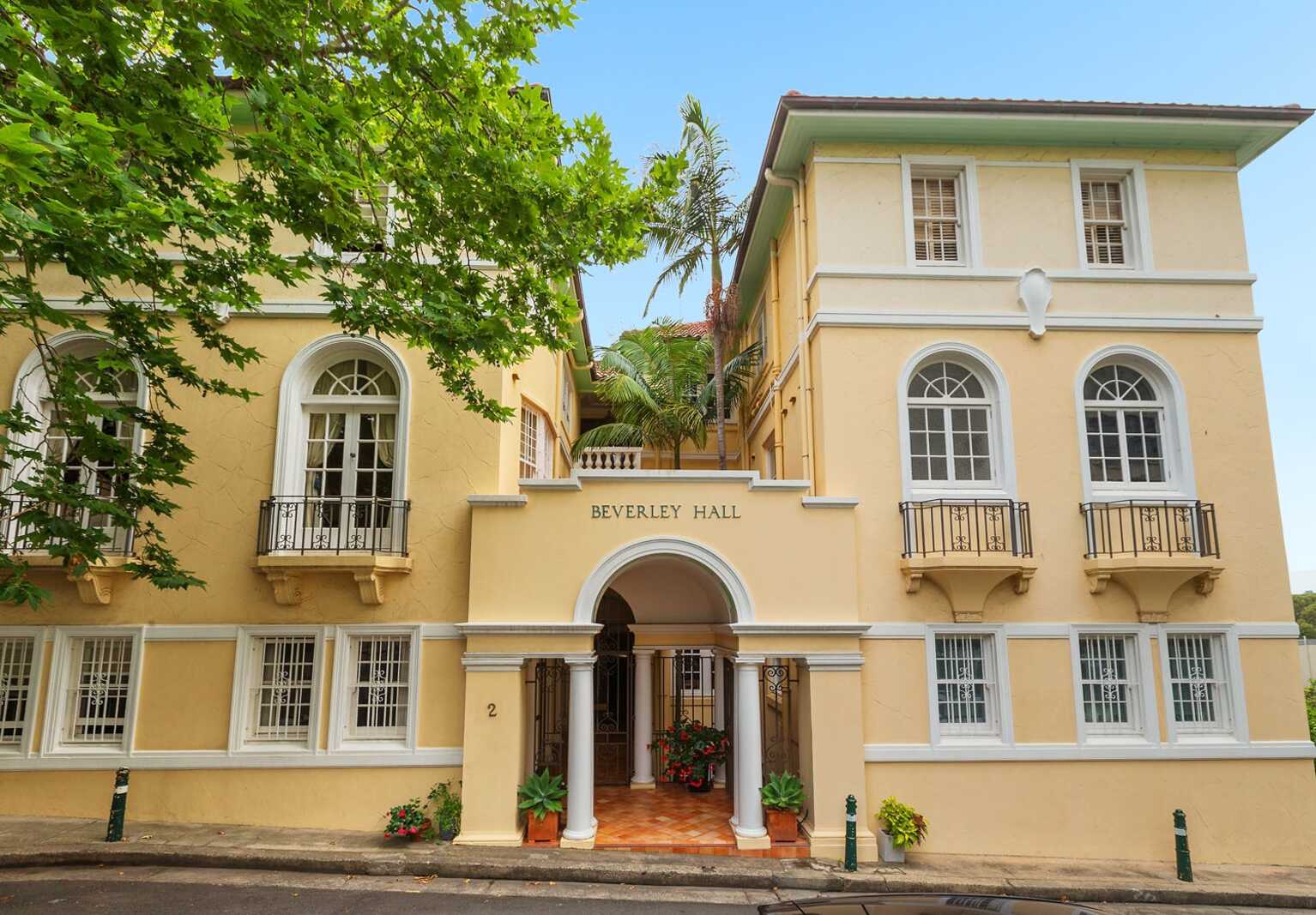 3/2 Elizabeth Bay Crescent Elizabeth Bay