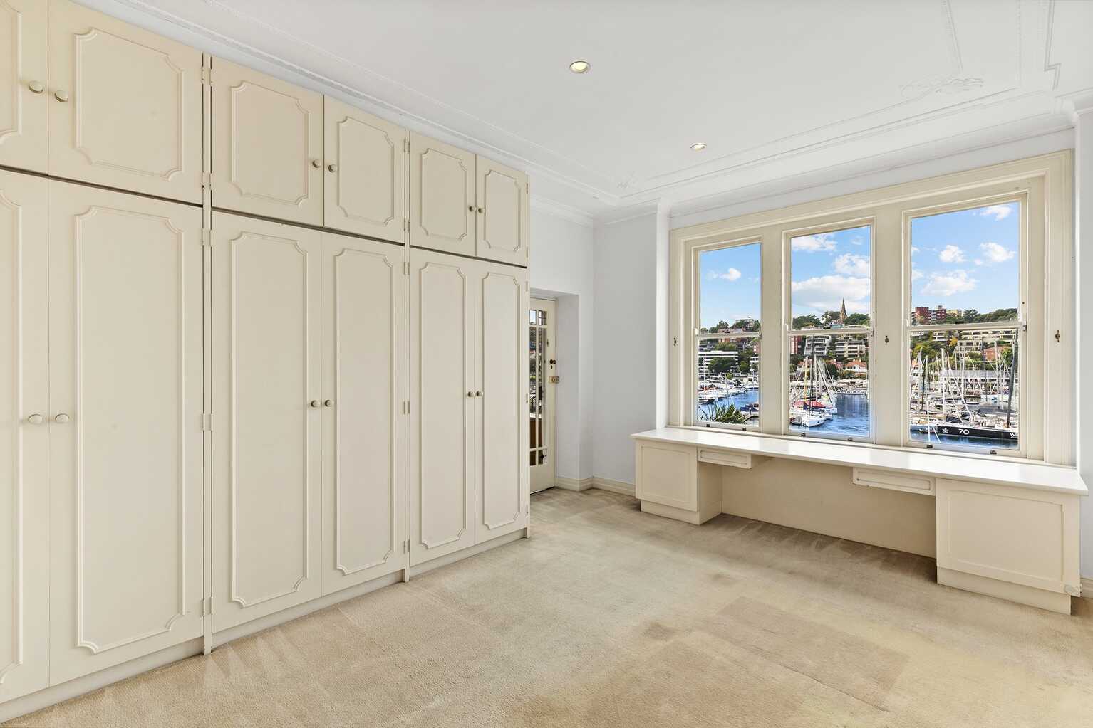 3/2 Elizabeth Bay Crescent Elizabeth Bay