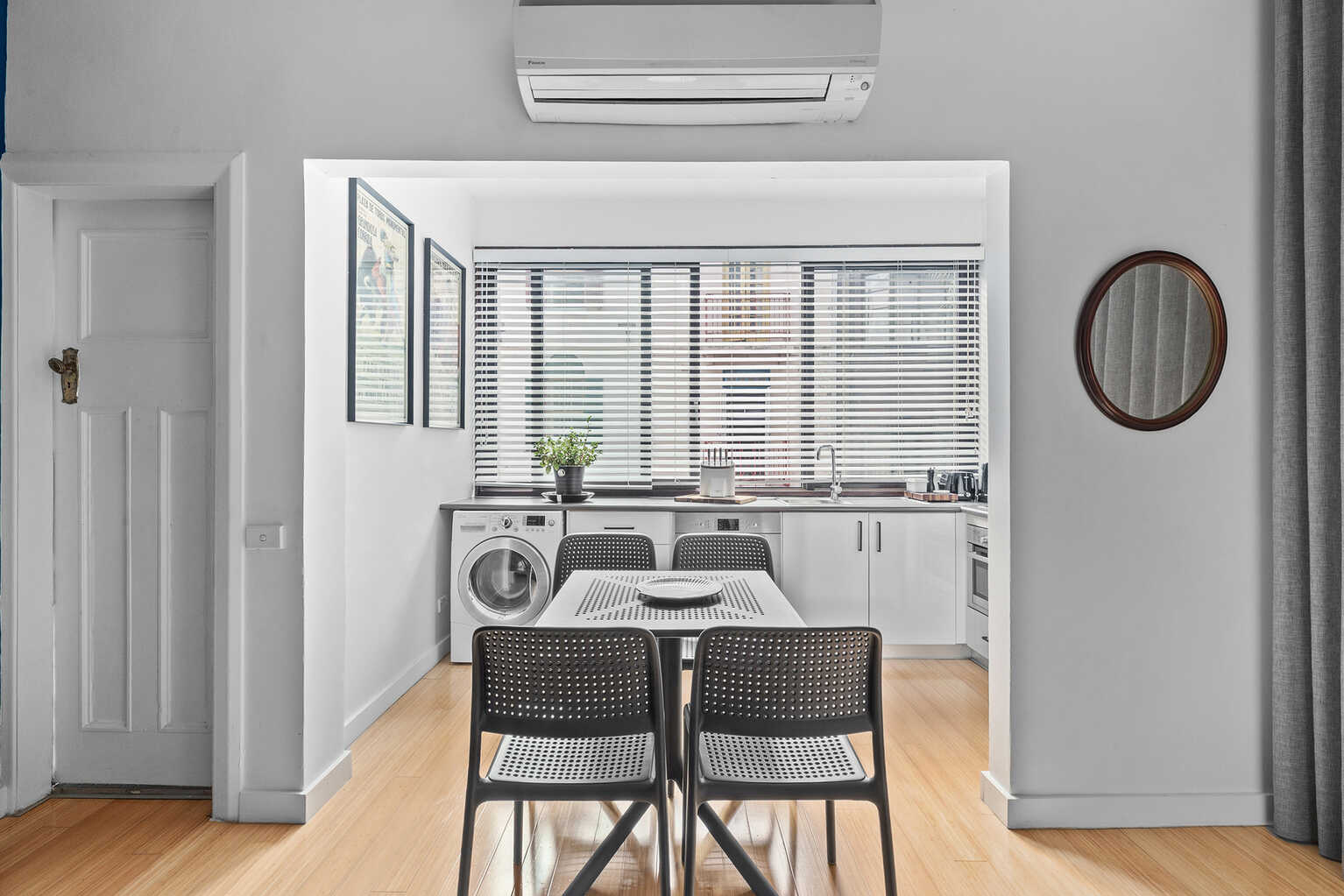25/18 Springfield Avenue Potts Point