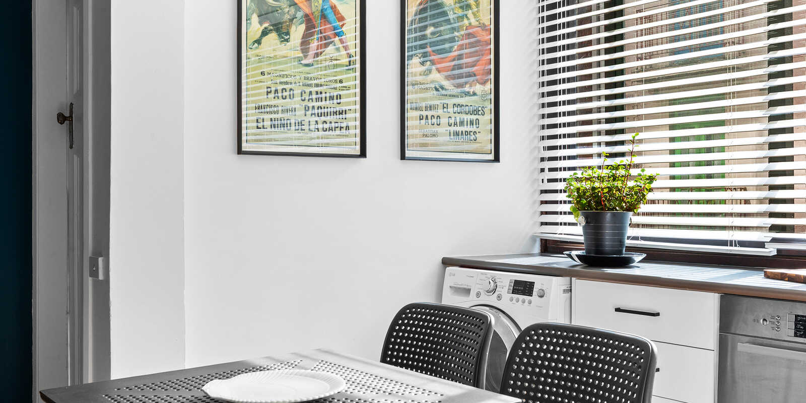 25/18 Springfield Avenue Potts Point