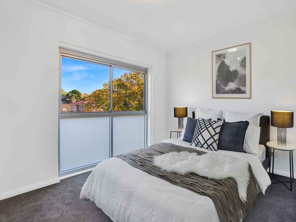 10/15-17 Diamond Bay Road Vaucluse